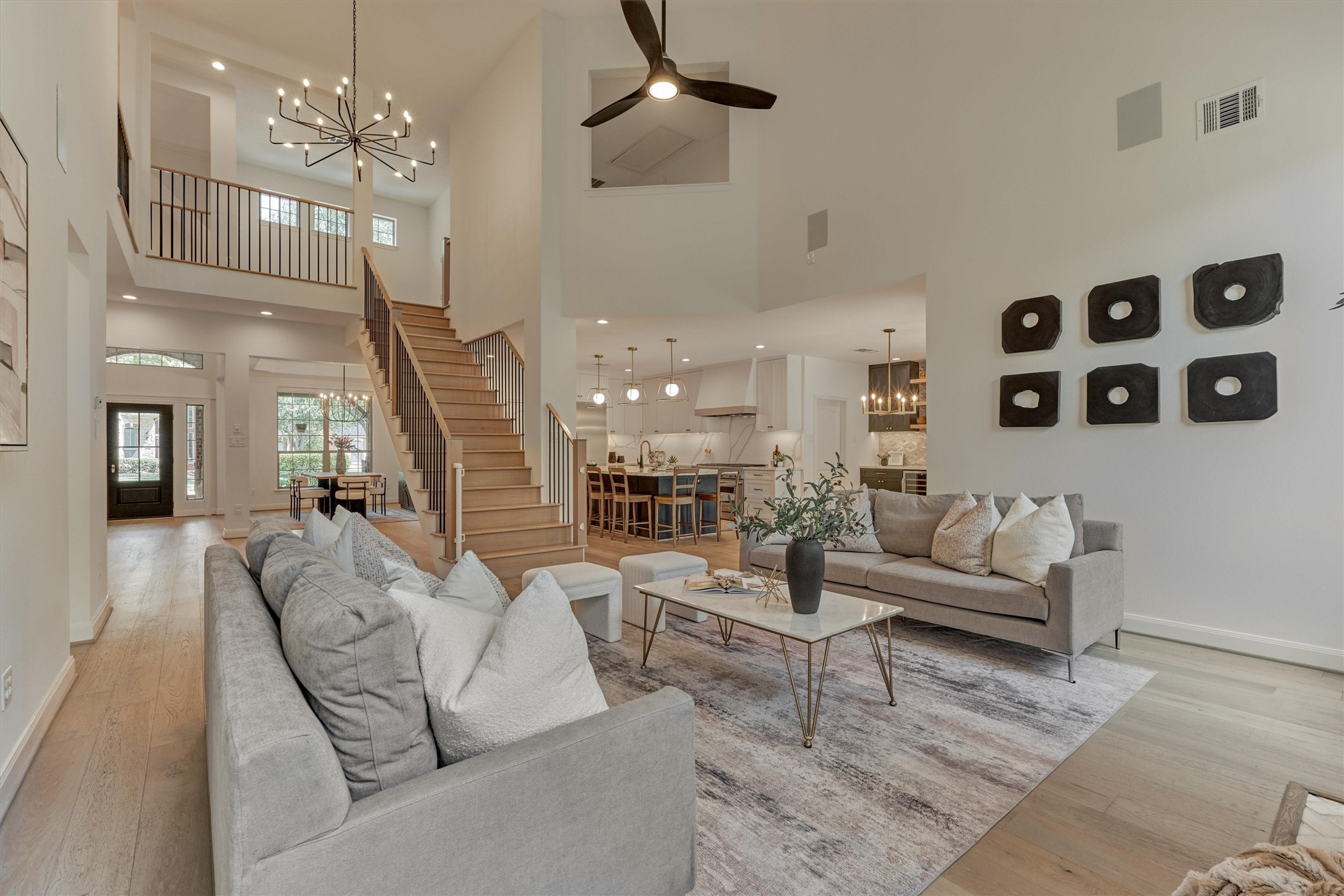 13819 Majestic Spring Lane Property Photo 15