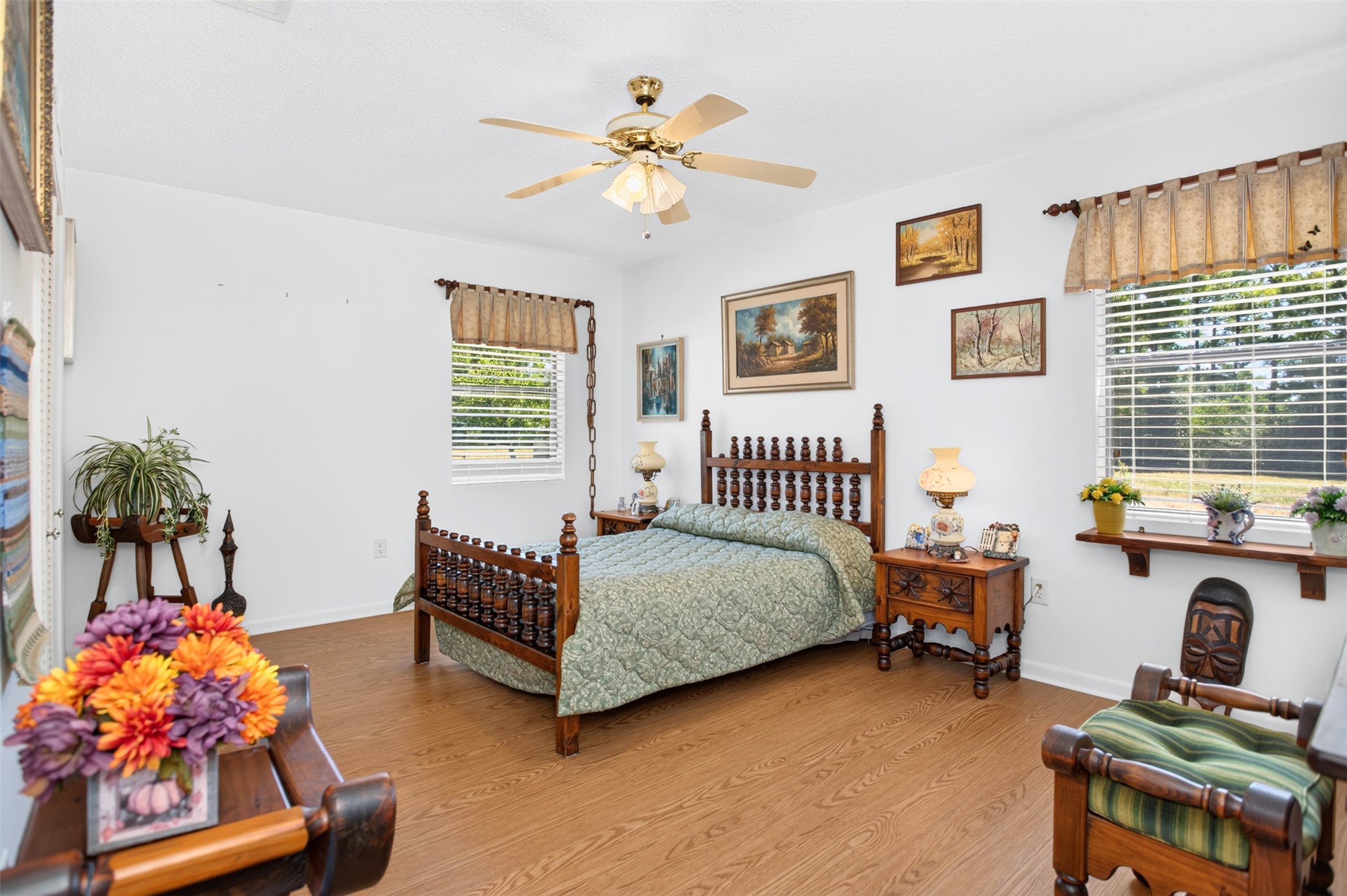 1253 Meadowview Street Property Photo 24