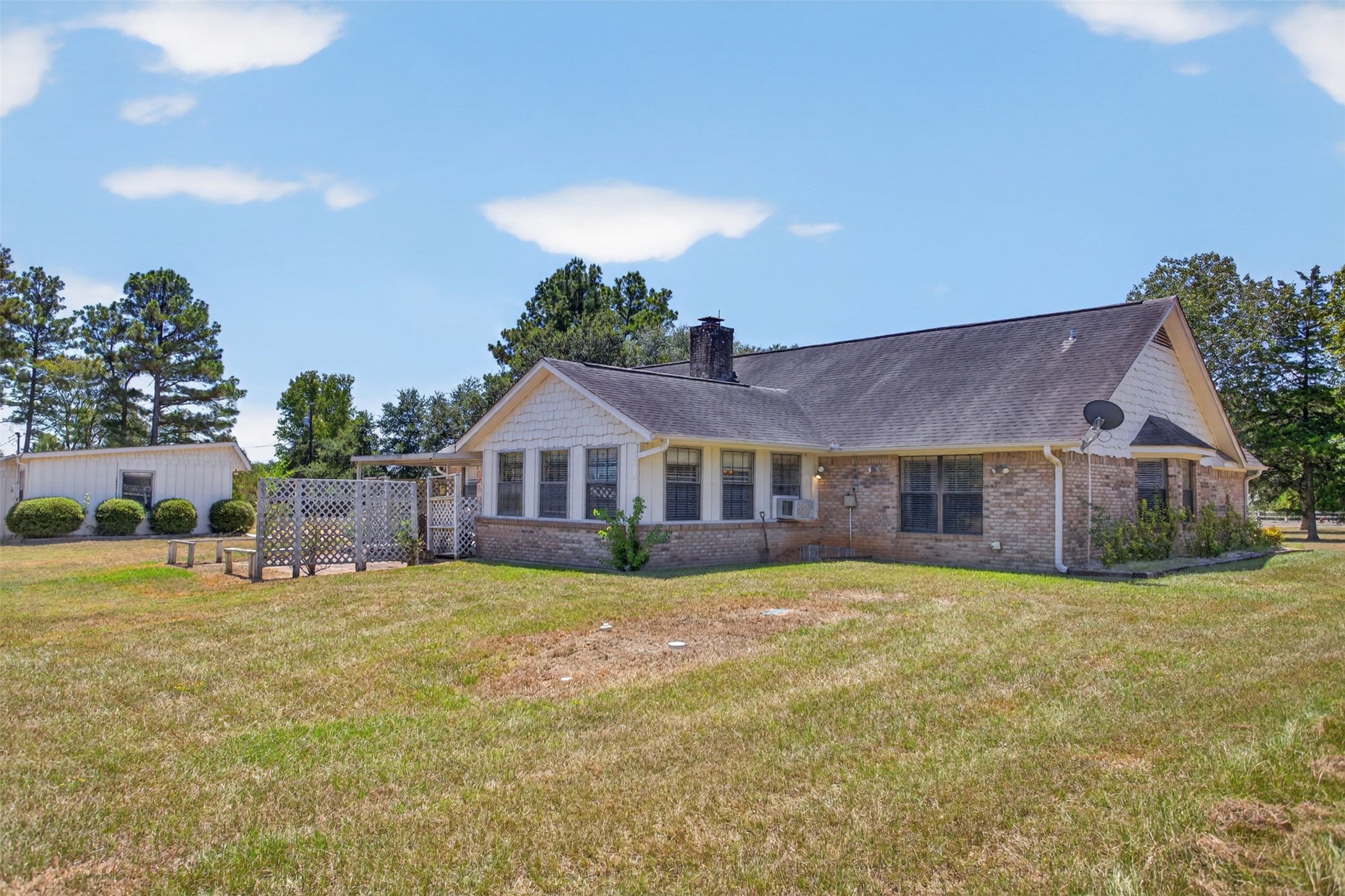1253 Meadowview Street Property Photo 30