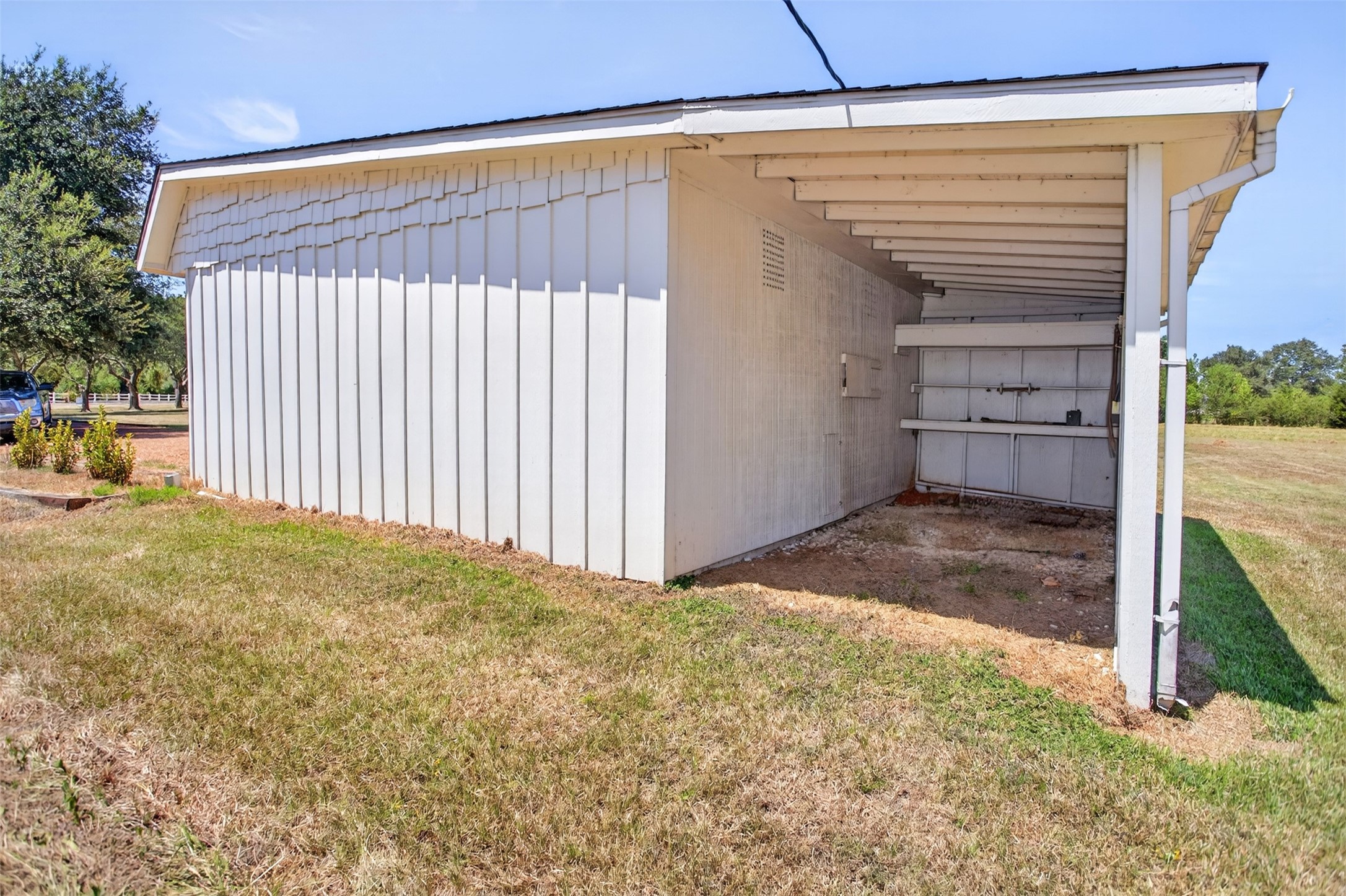 1253 Meadowview Street Property Photo 35