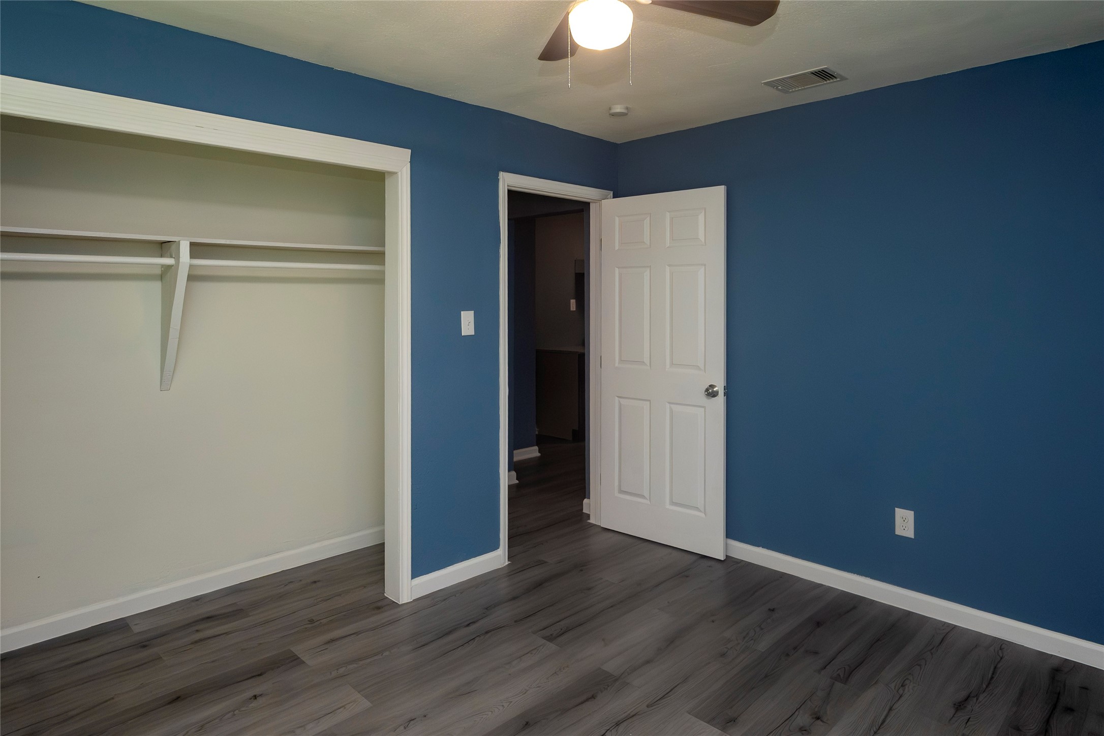 716 Hargest Street B Property Photo 11