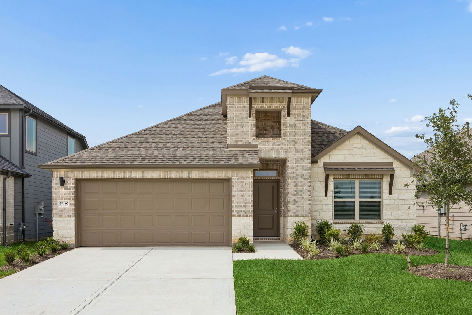 1208 Pavia Fields Drive Property Photo 1