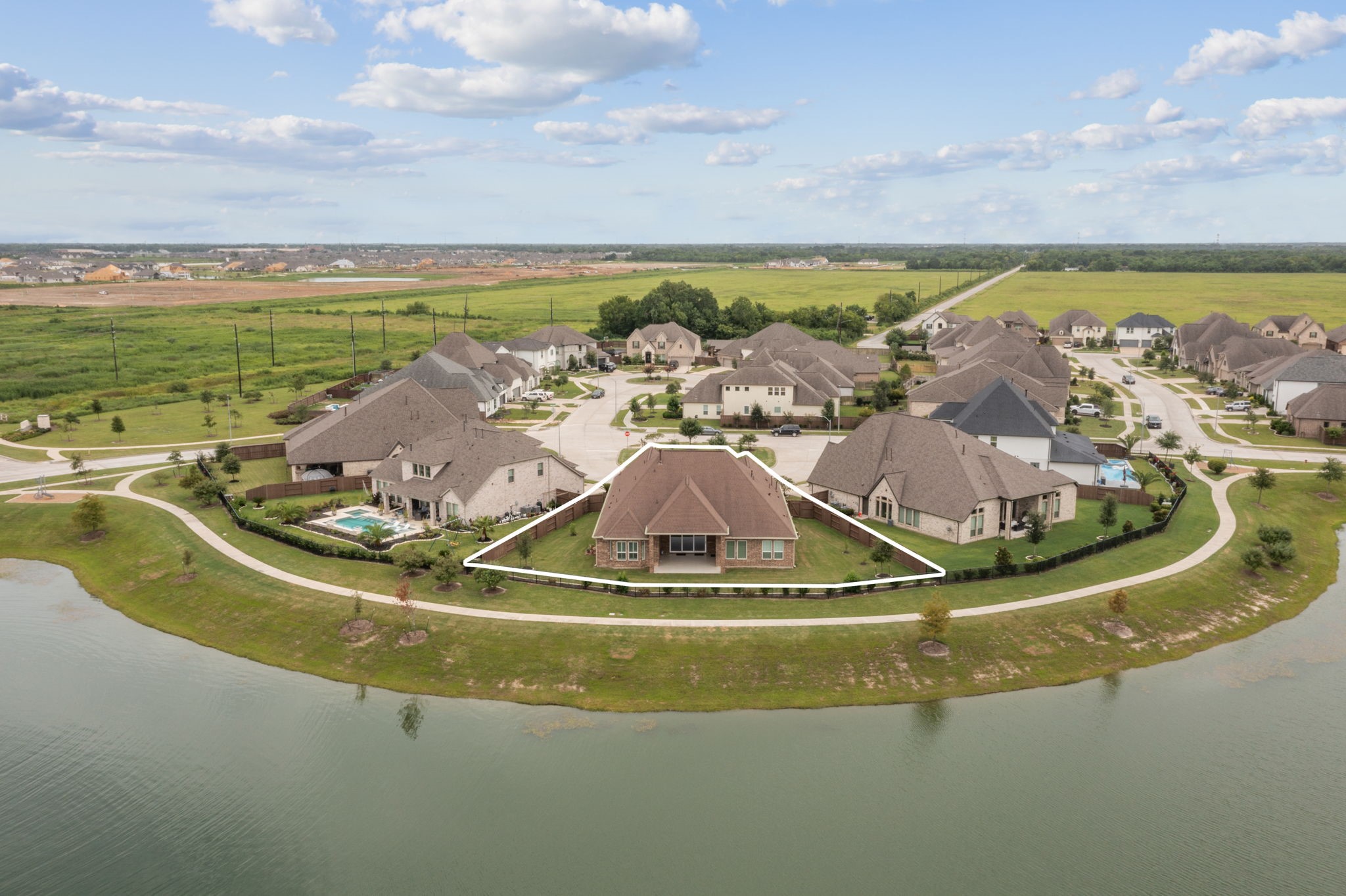 4339 Martin Ridge Drive Property Photo 5