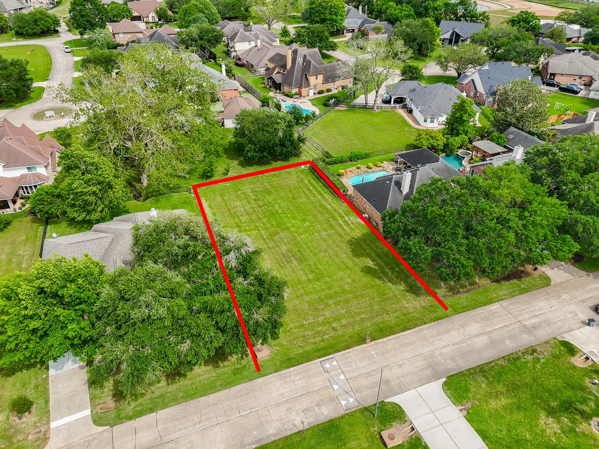 4314 Wickby Street Property Photo 3