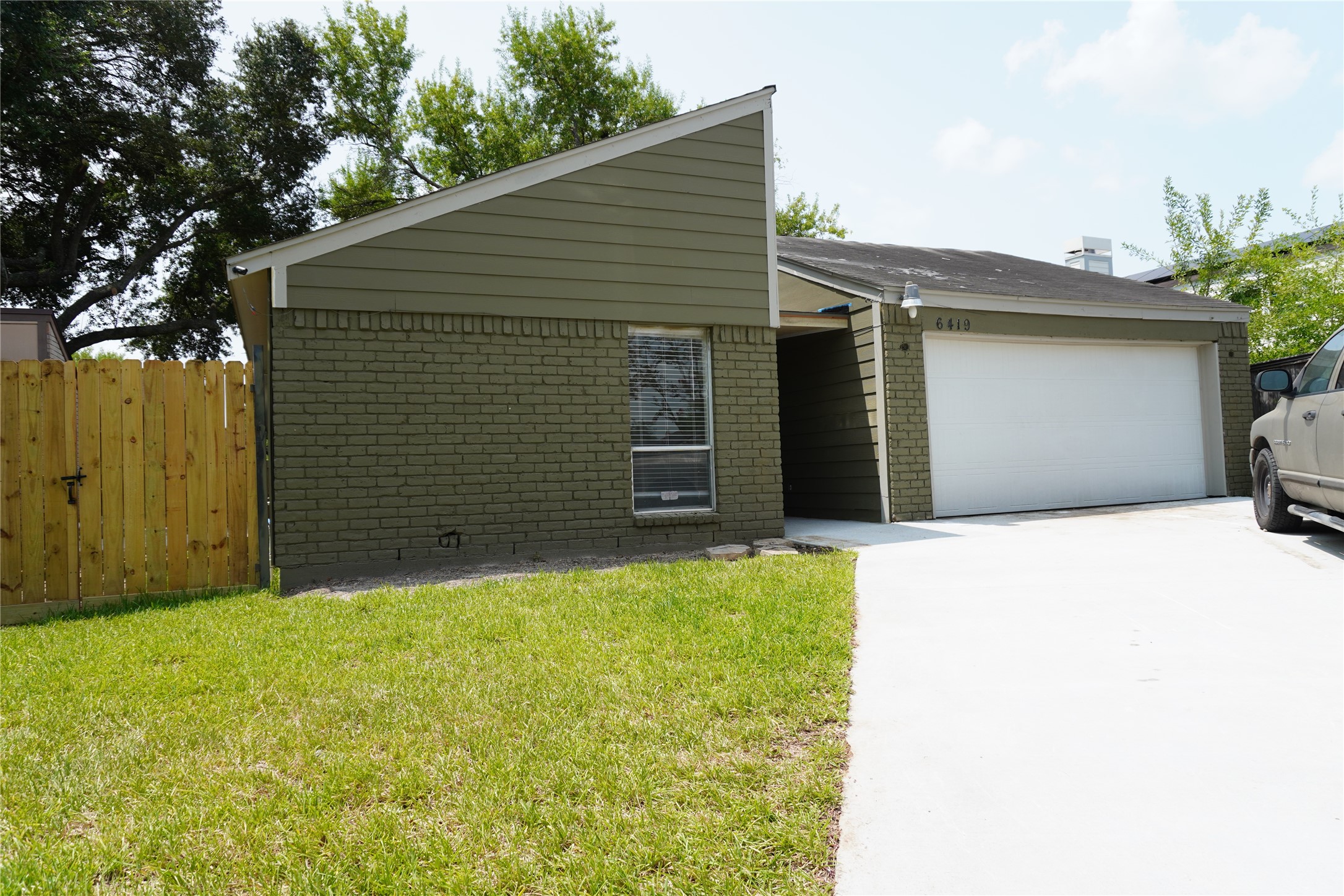 6419 Teal Run Property Photo 1