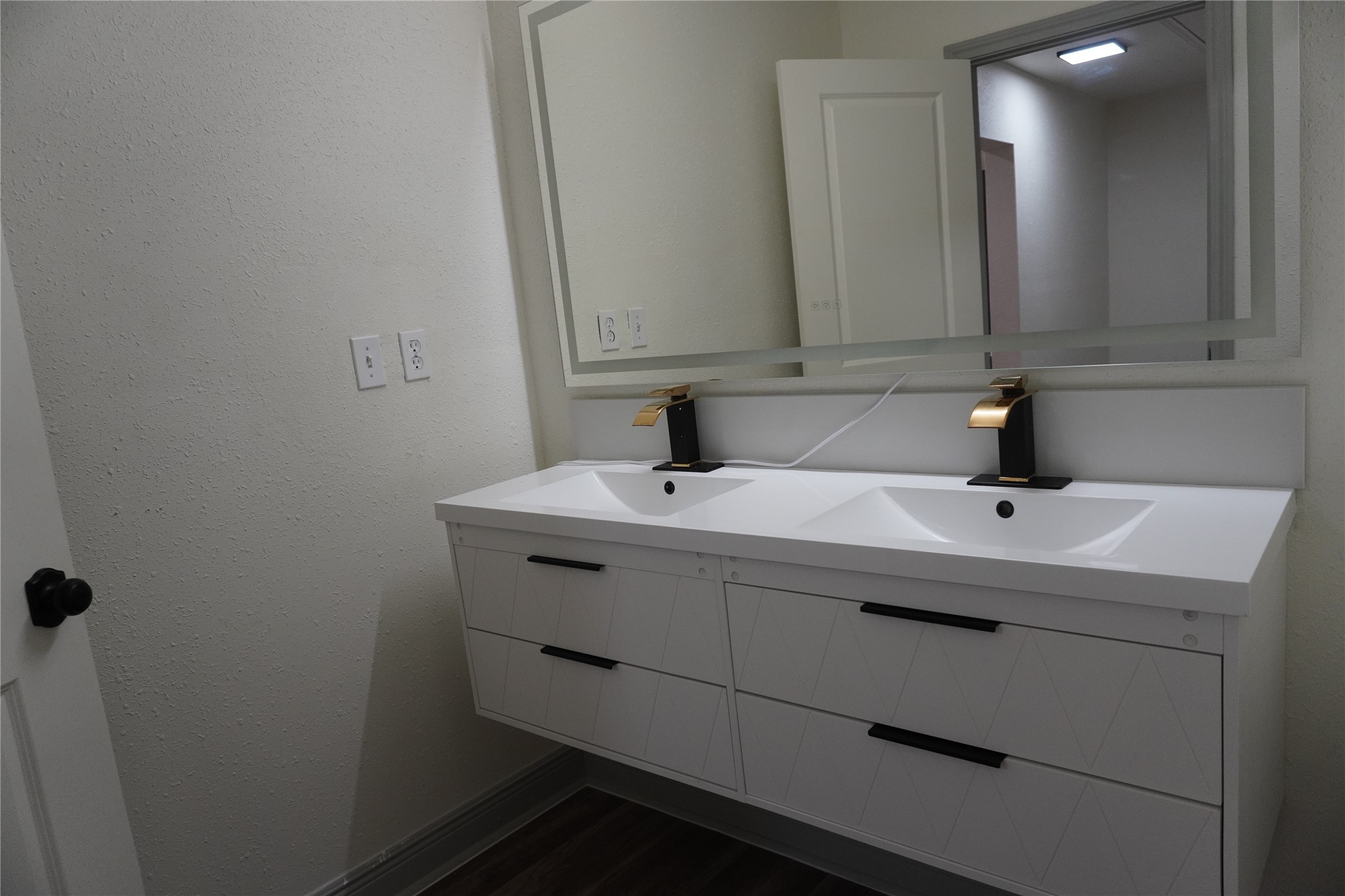 6419 Teal Run Property Photo 7