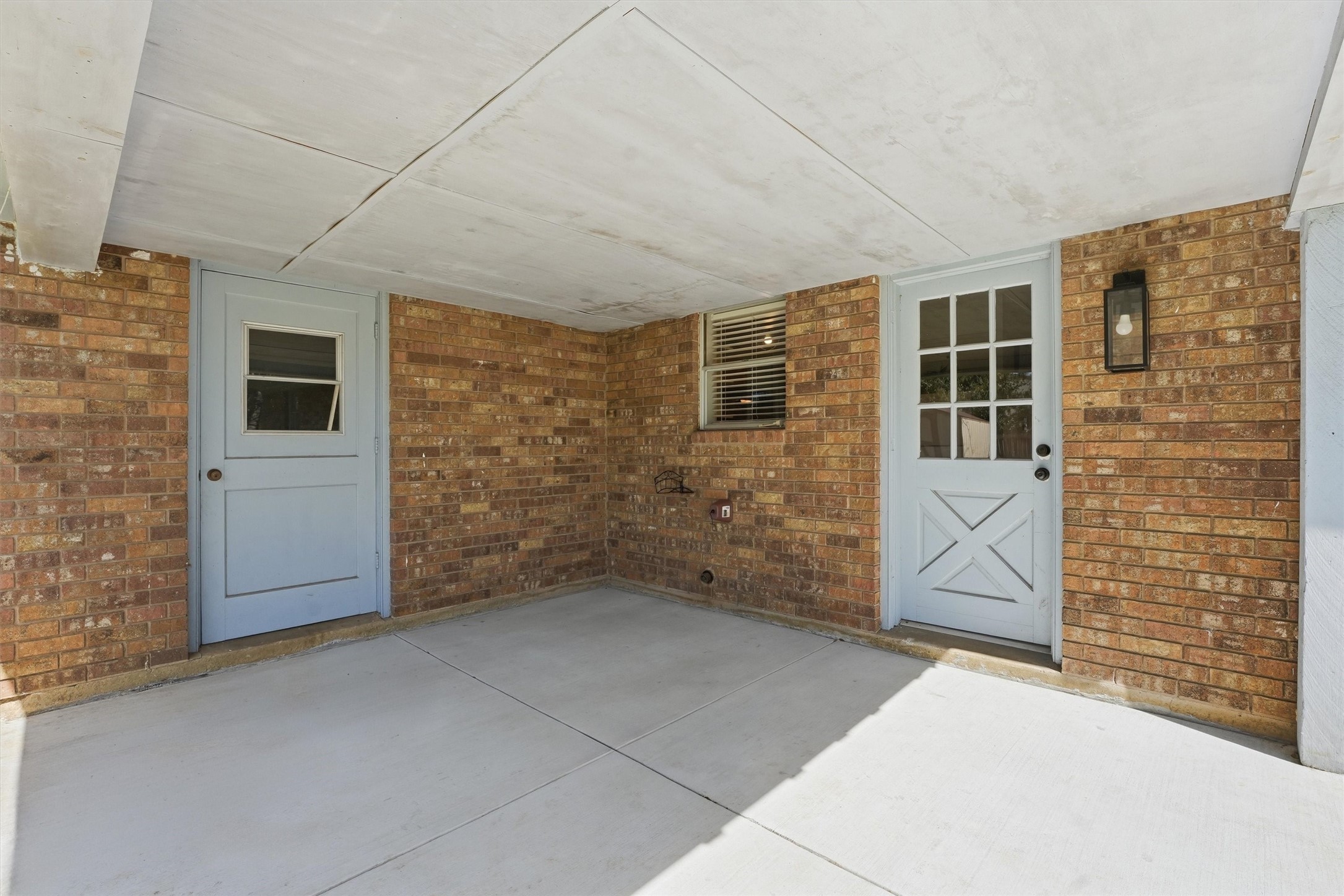 2412 Airline Drive Property Photo 21