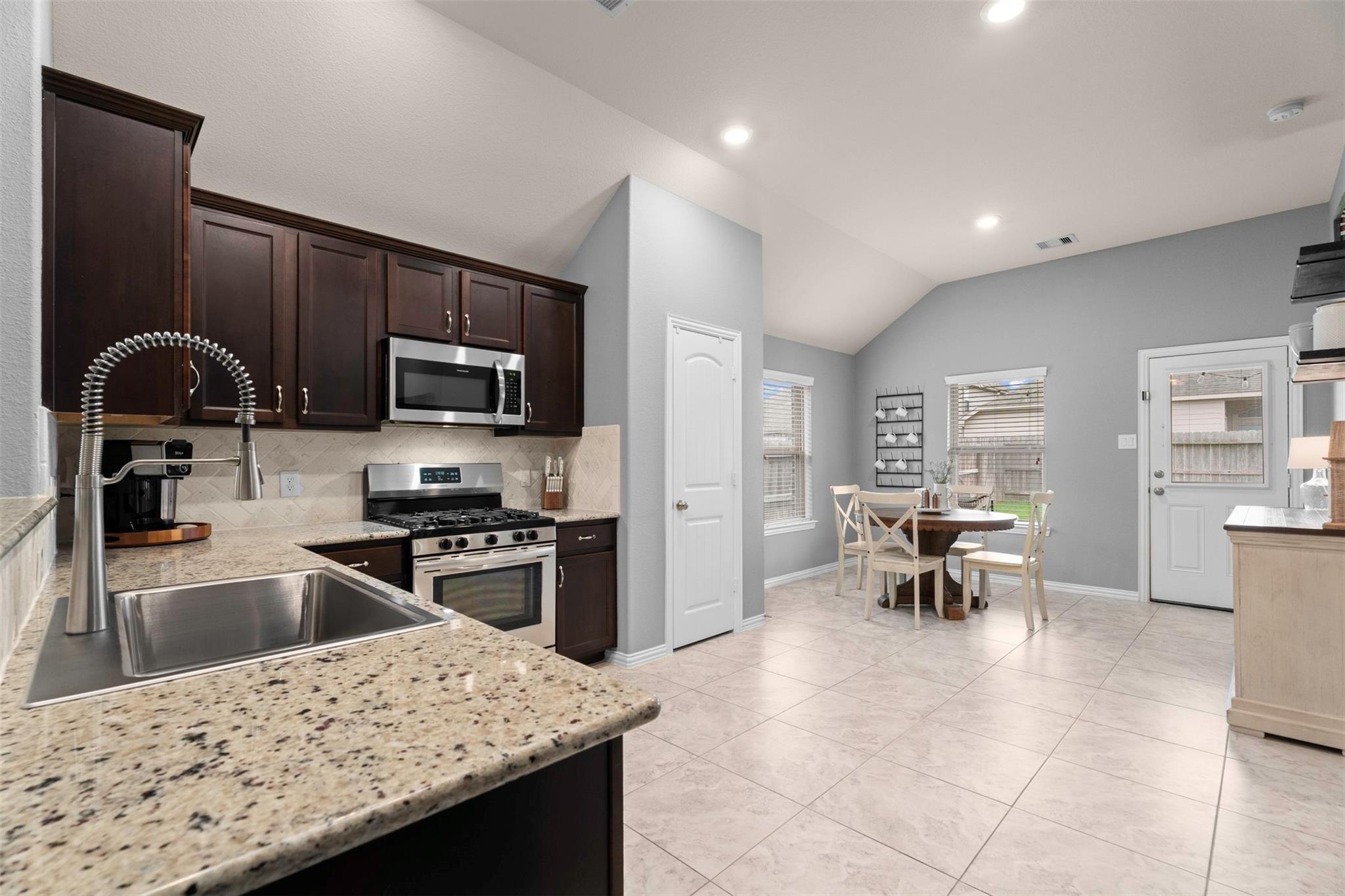 4480 Lone Alcove Drive, Spring Tx 77386 Property Photo 13