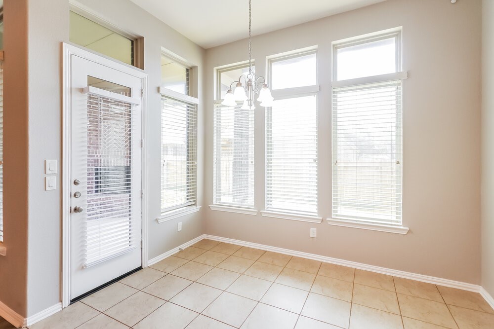 29023 Oldfield Court Property Photo 7