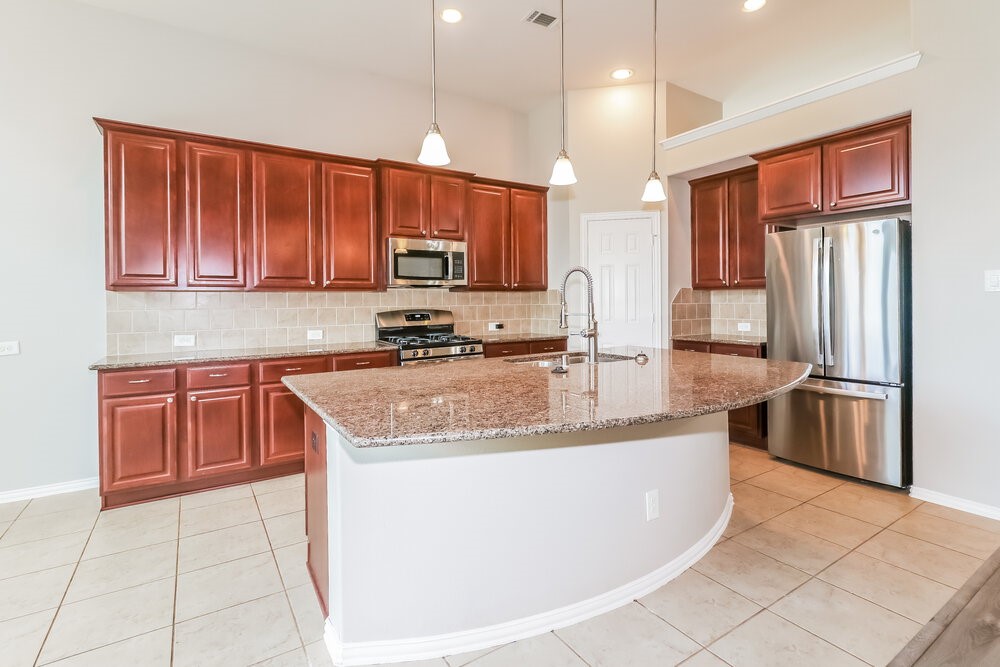 29023 Oldfield Court Property Photo 8