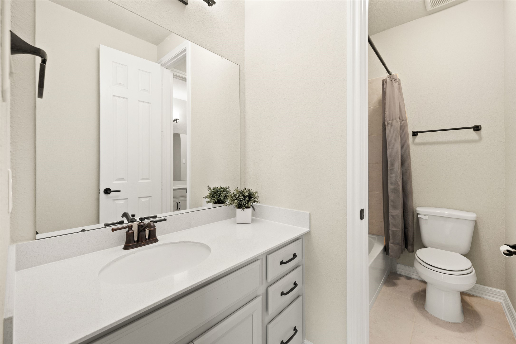 223 Reynosa Court Property Photo 24