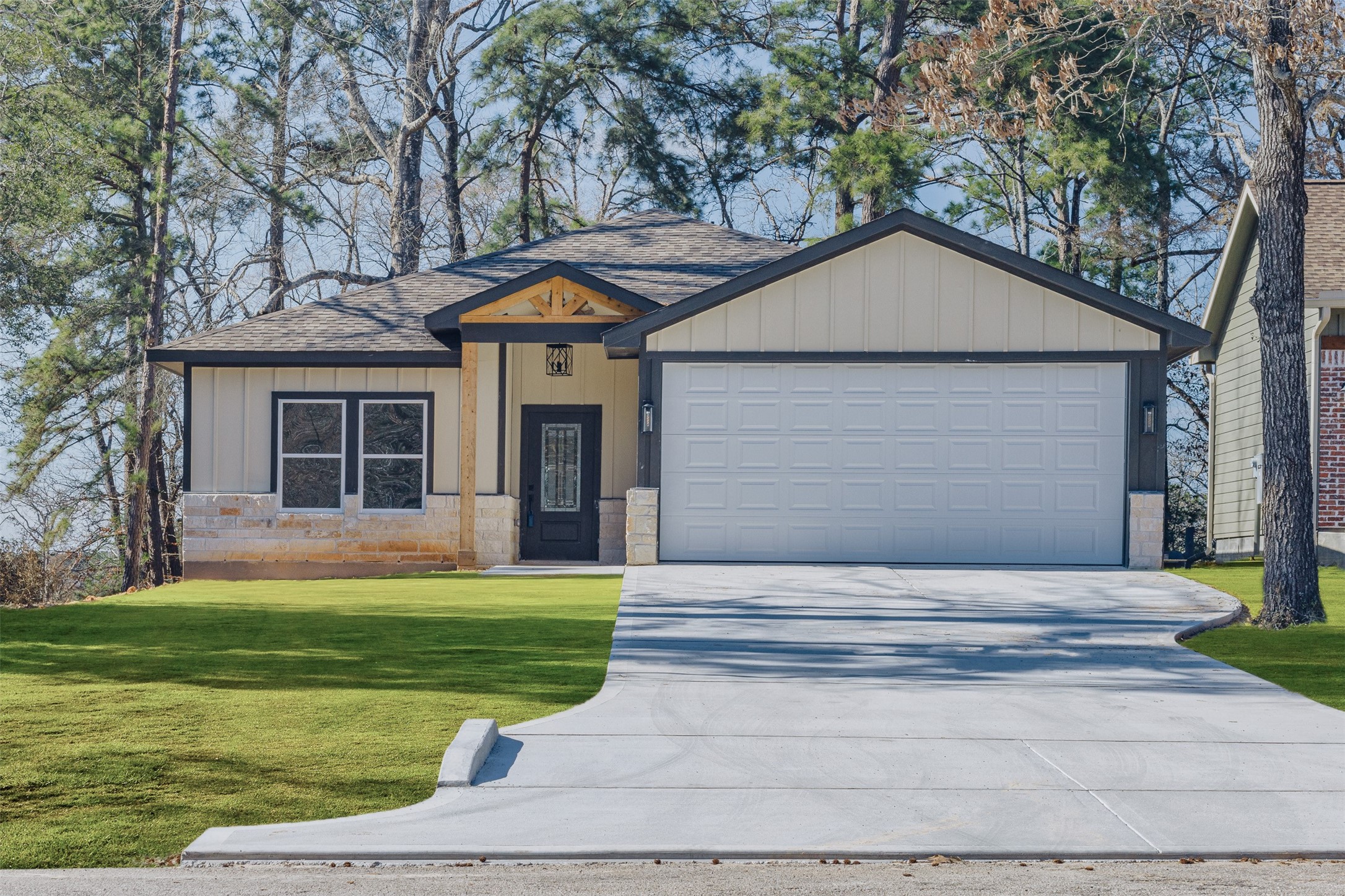 79 Hillsborough Drive Property Photo