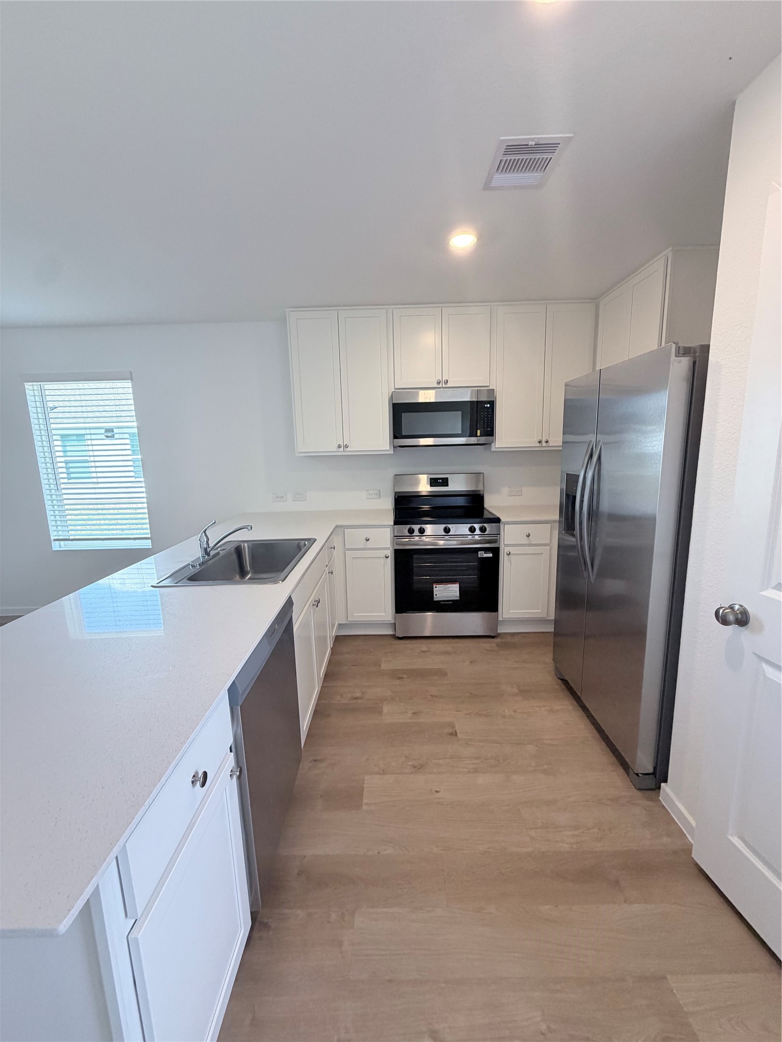 10955 Independence Road Property Photo 11