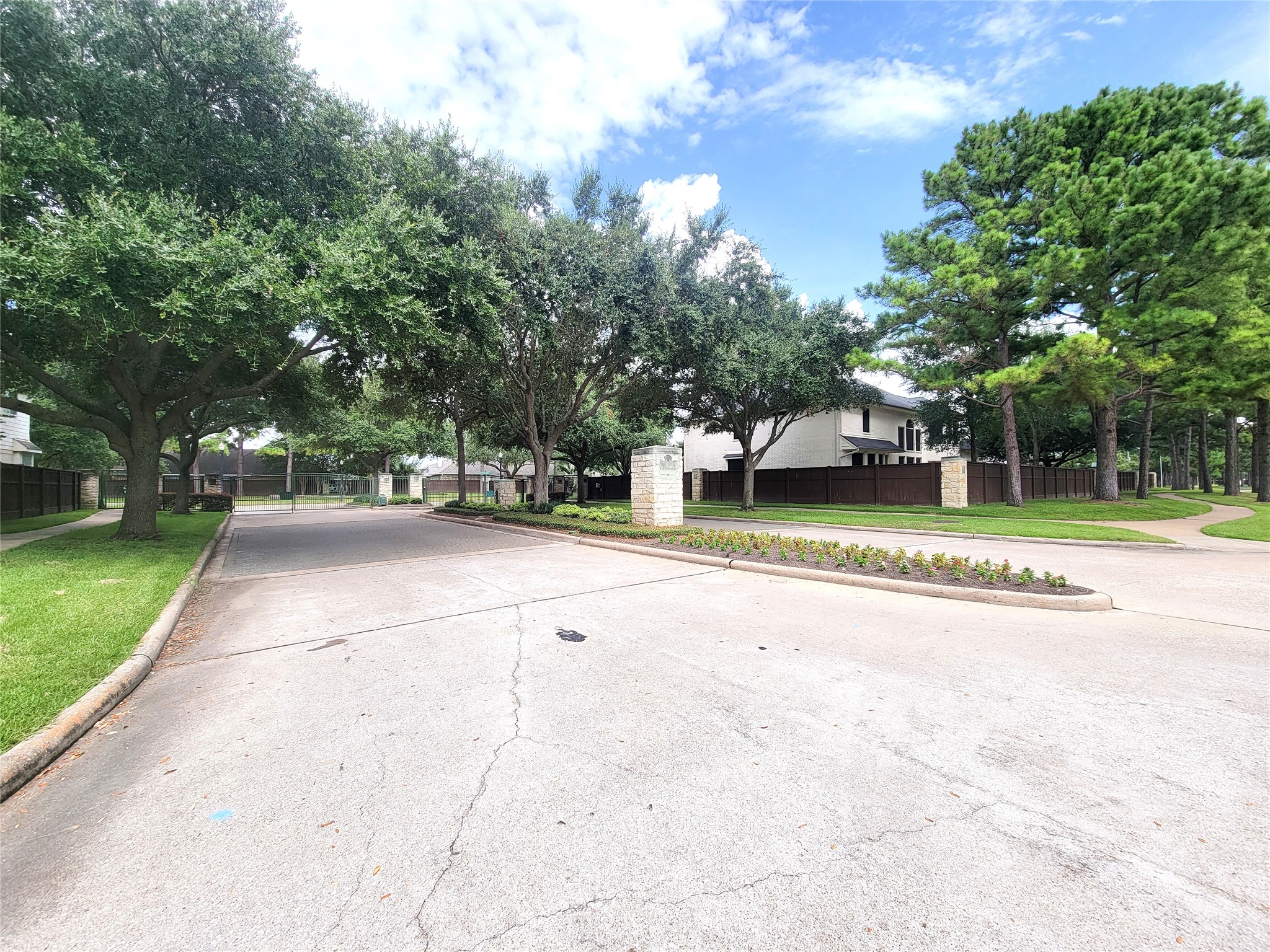 17715 Laguna Trail Drive Property Photo 43