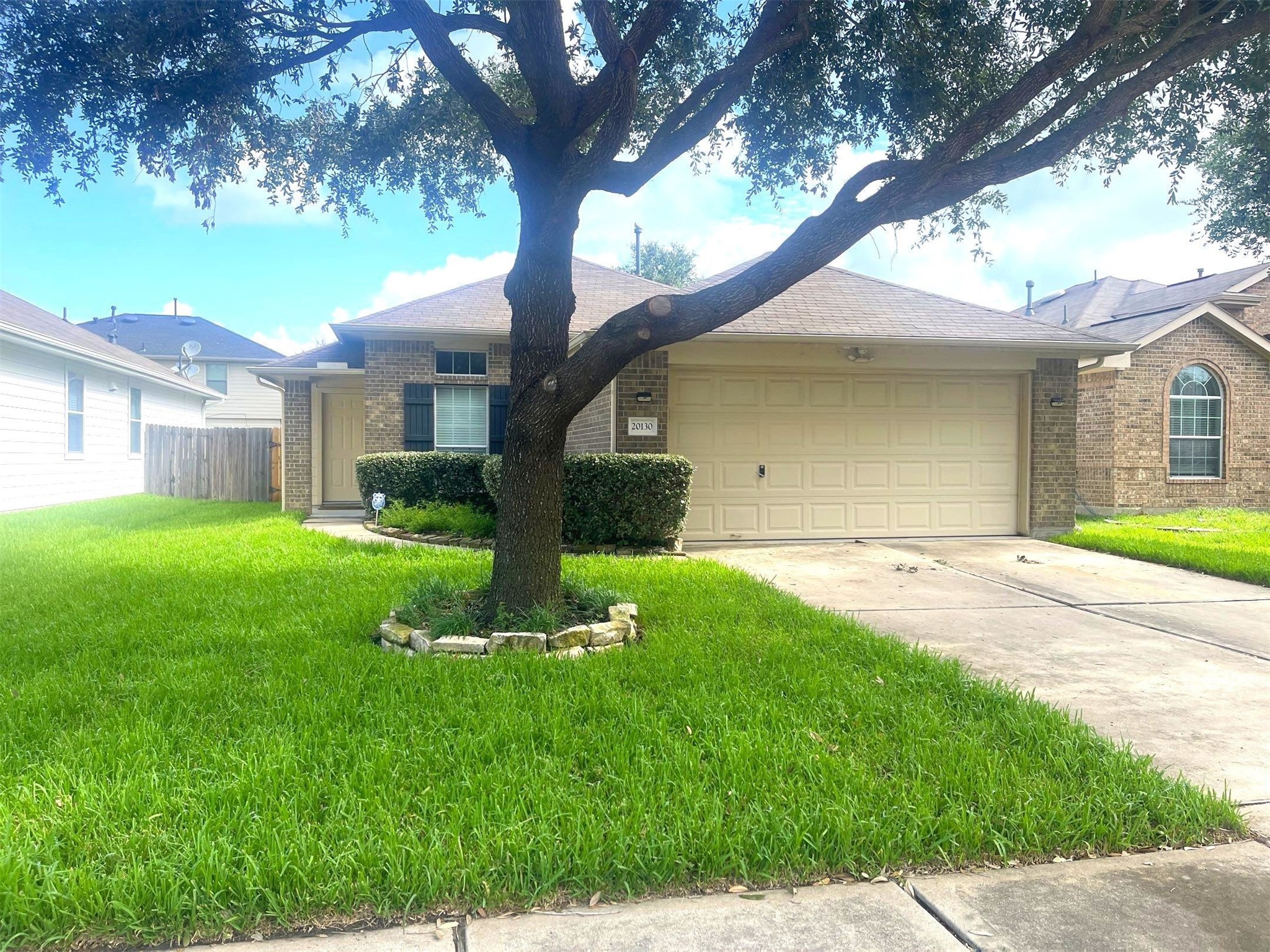 20130 Breezy Oak Court Property Photo 1