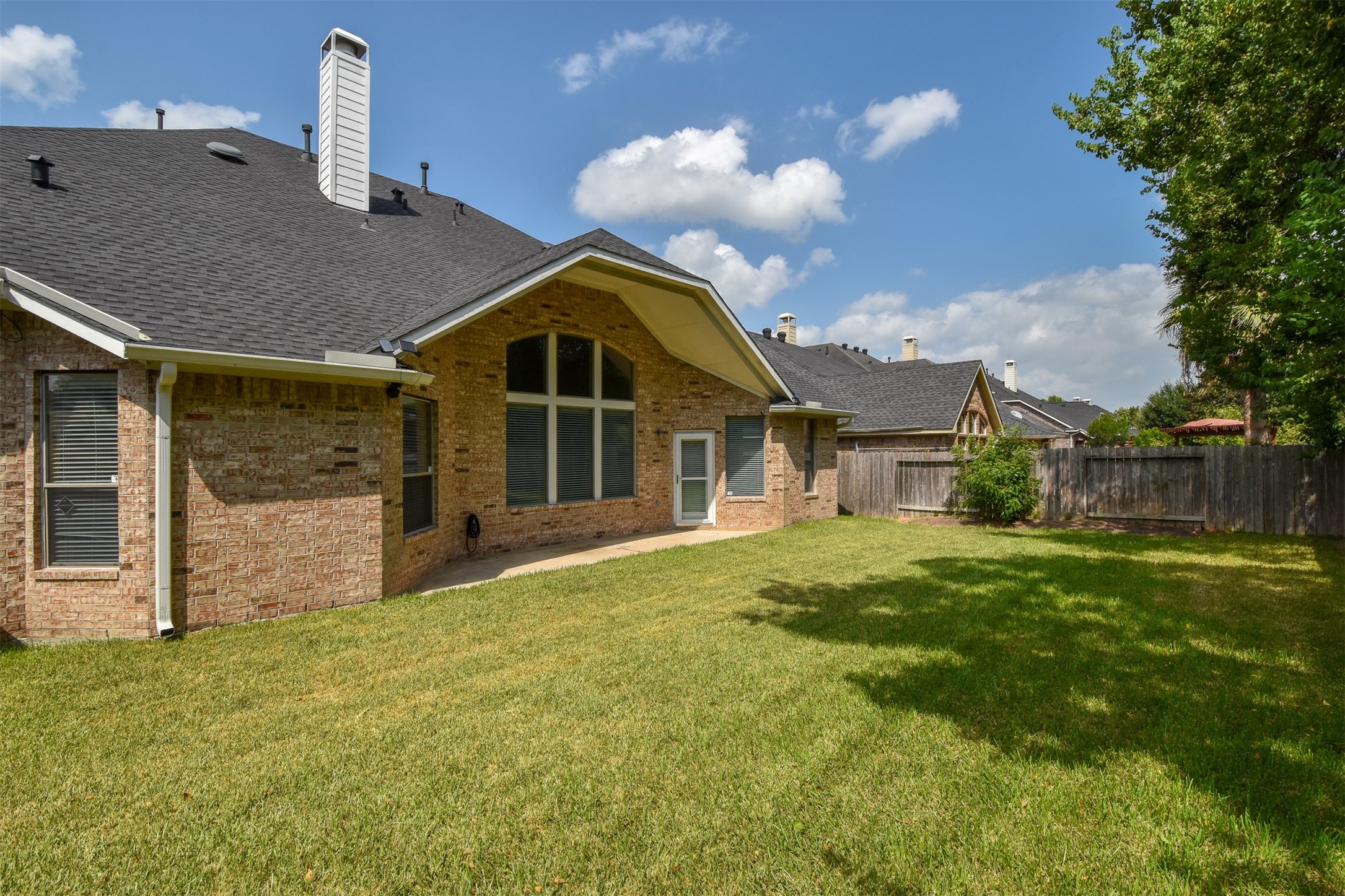 21223 Pennshore Lane Property Photo 33