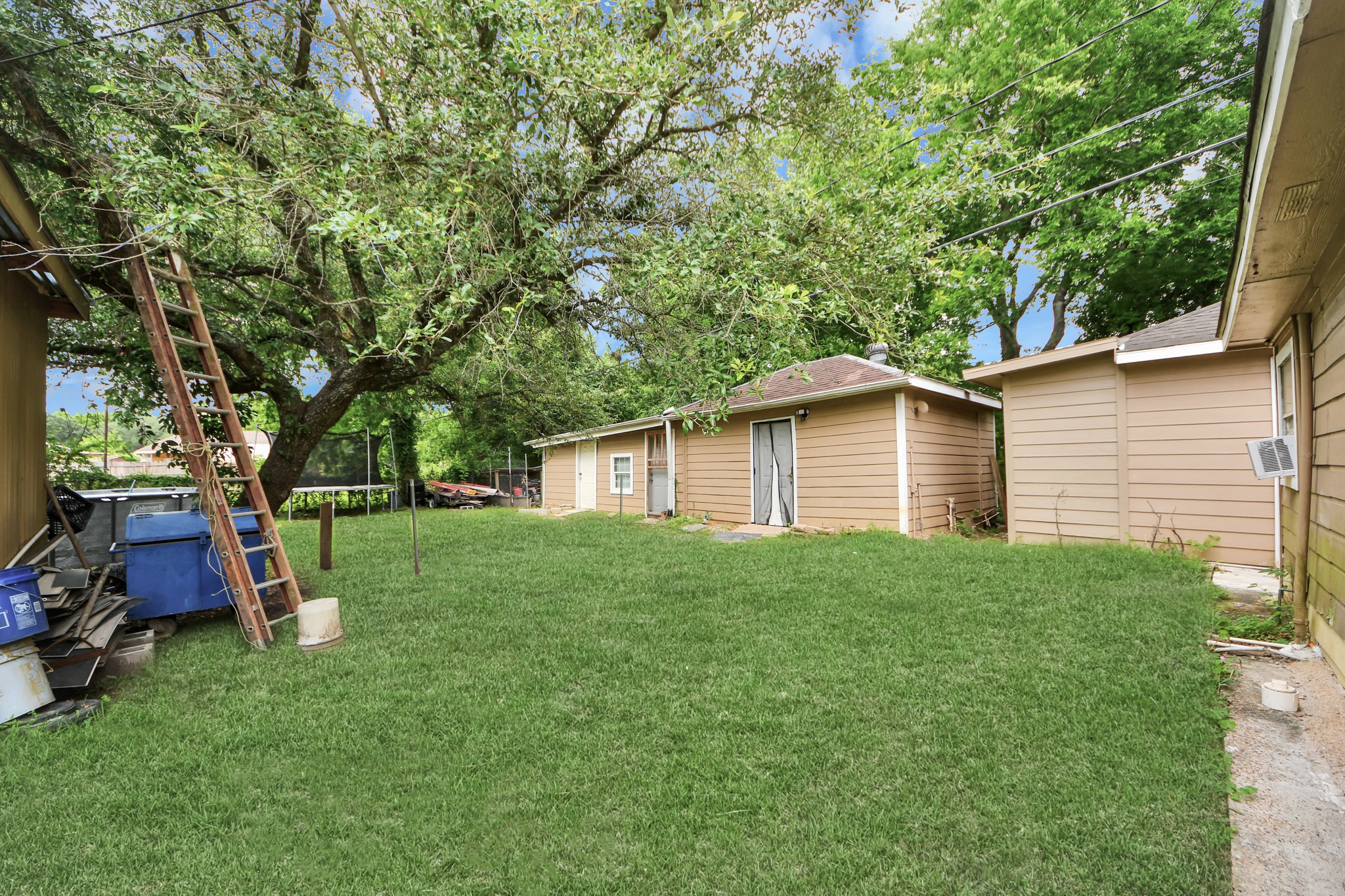 8414 Garland Street Property Photo 20