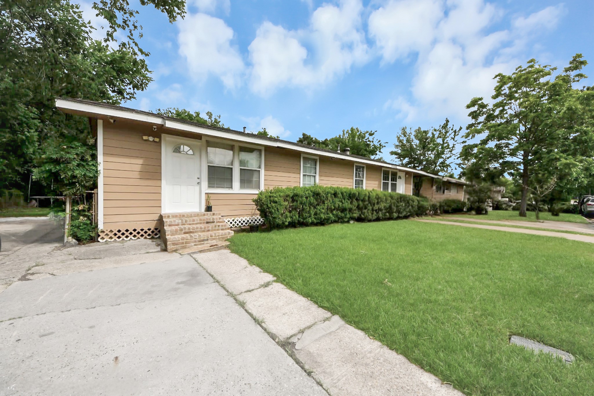 8414 Garland Street Property Photo 21