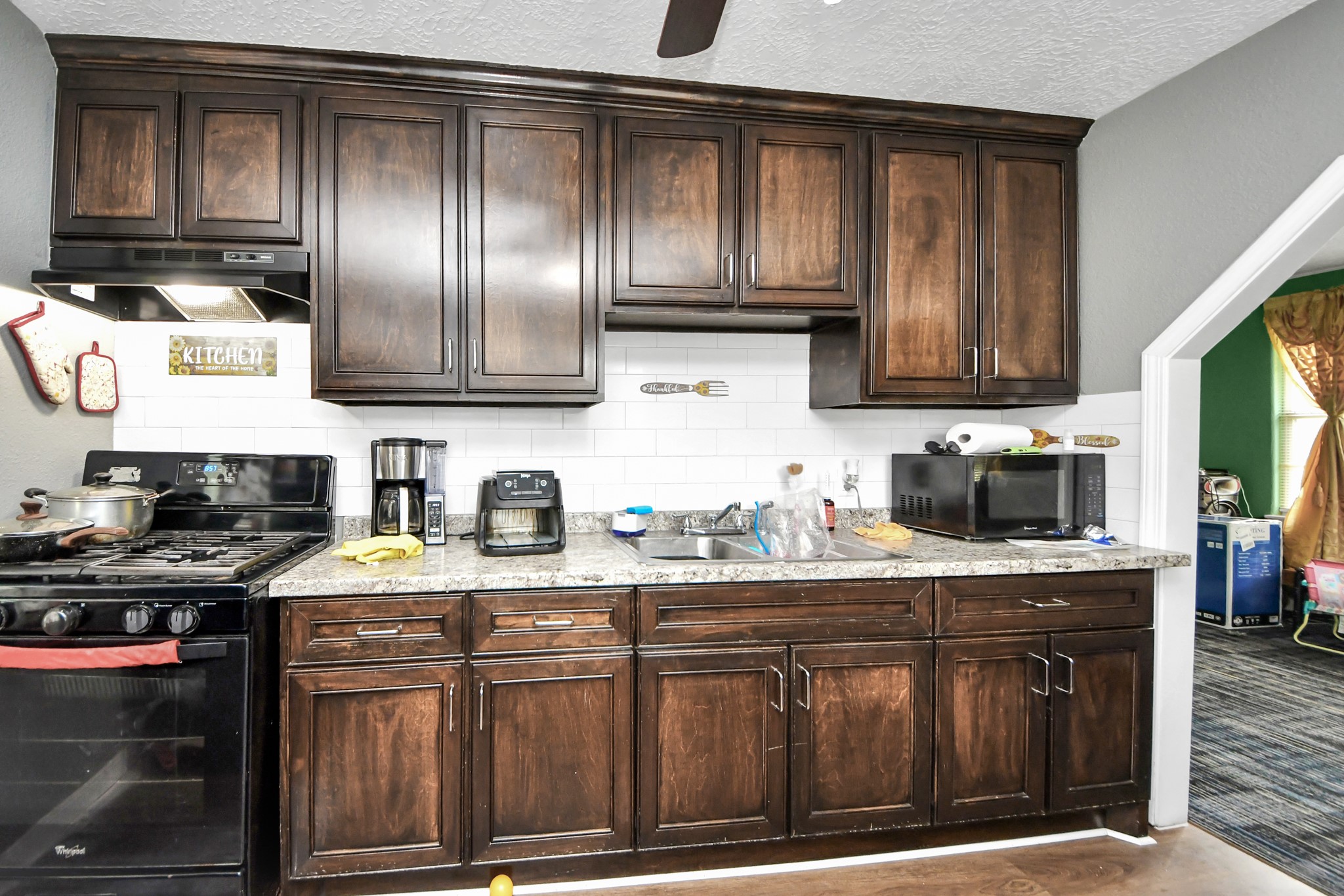 8414 Garland Street Property Photo 28