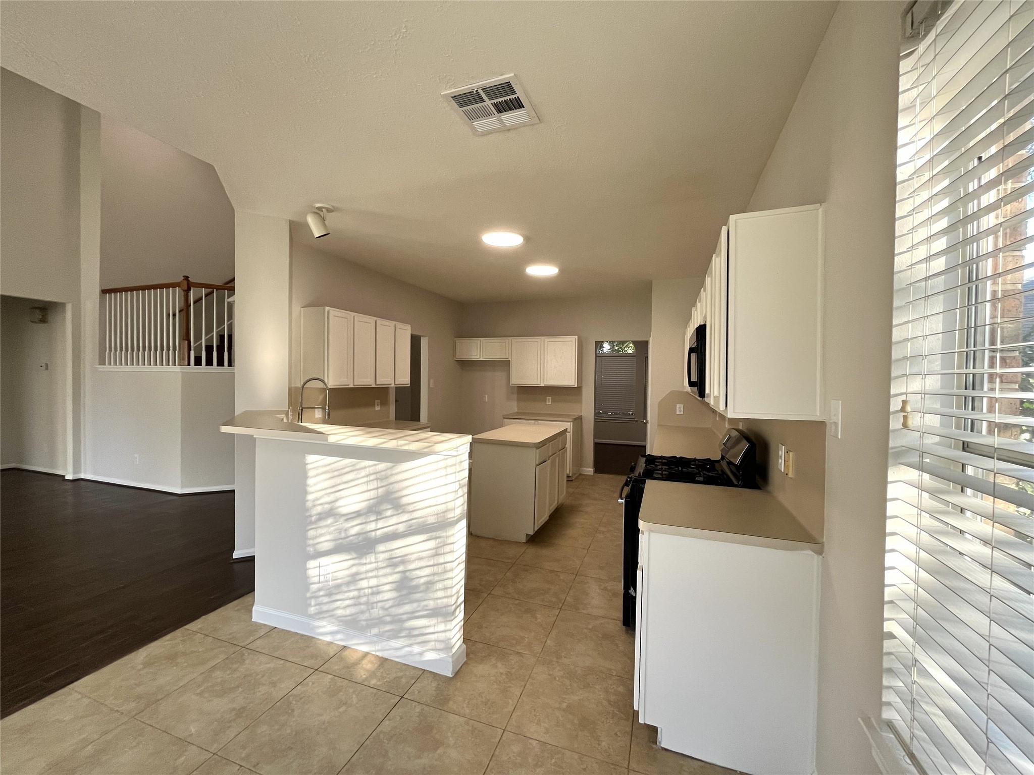 3847 Landon Park Drive Property Photo 9