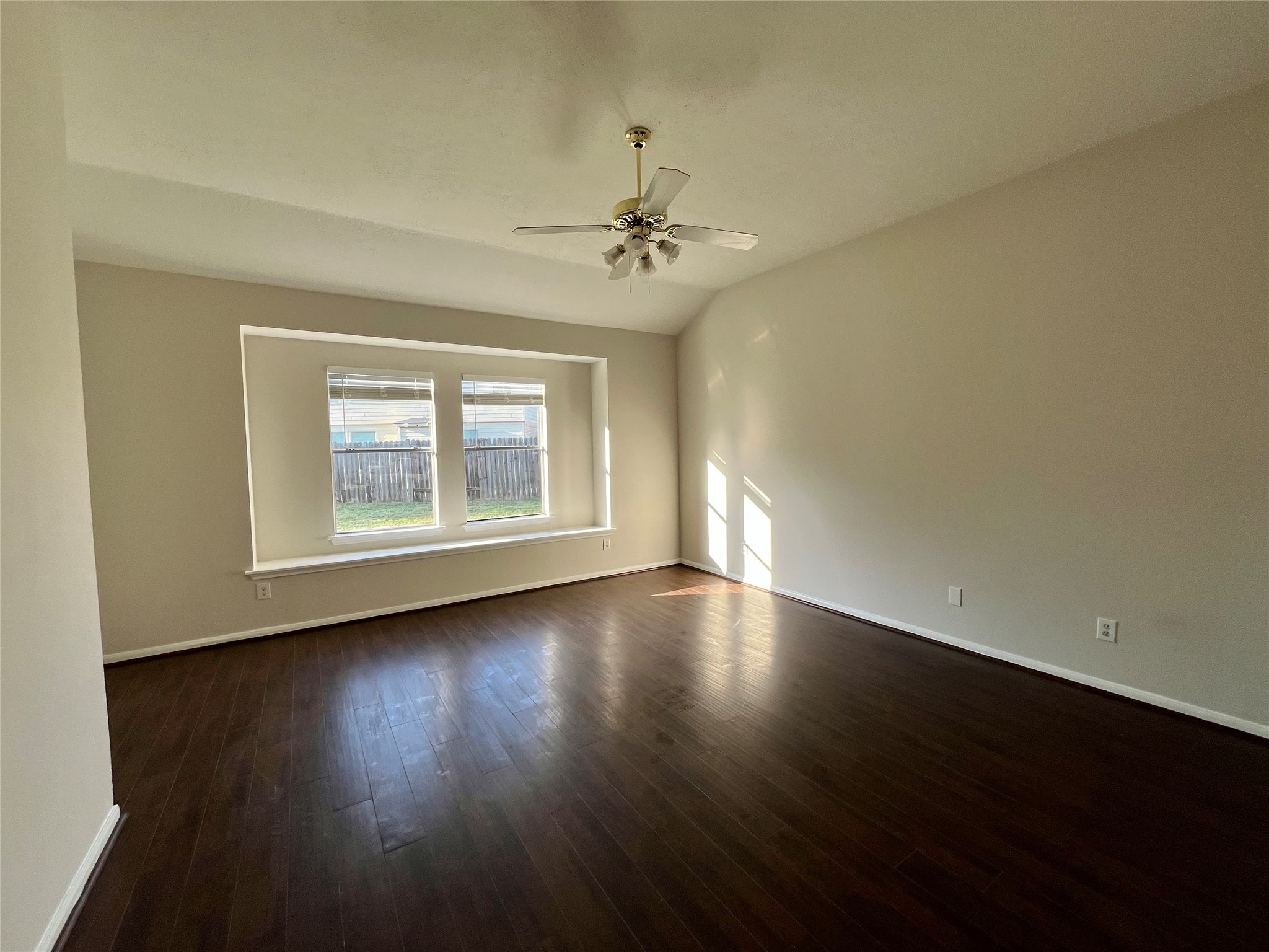 3847 Landon Park Drive Property Photo 10