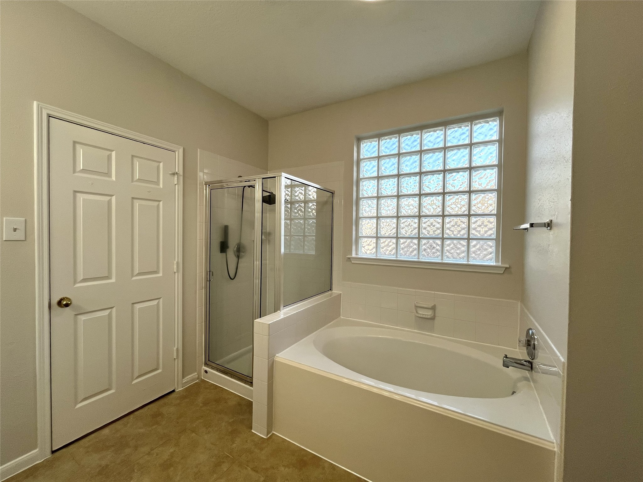 3847 Landon Park Drive Property Photo 13