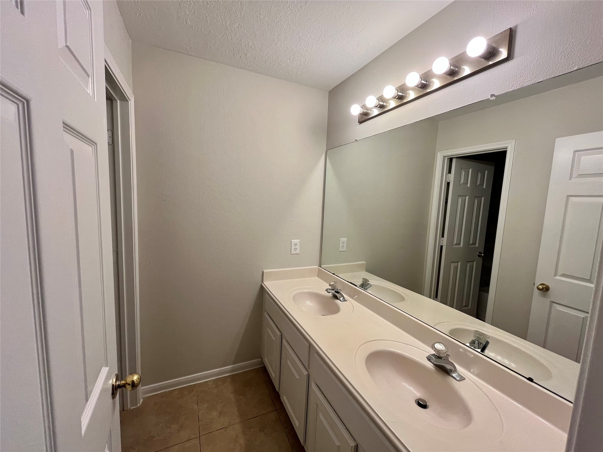 3847 Landon Park Drive Property Photo 23