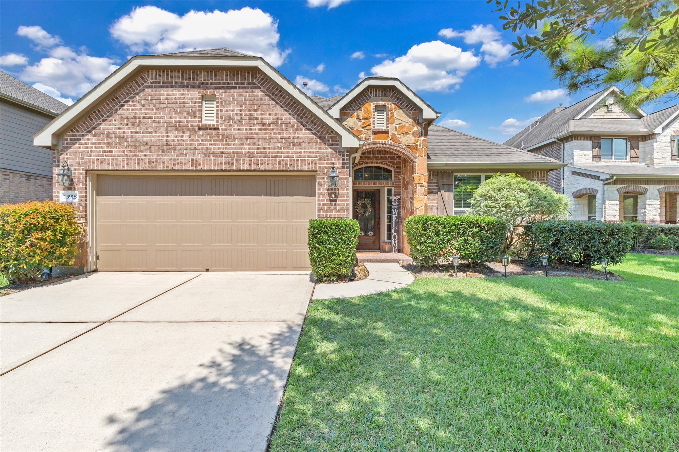 13918 Albany Springs Lane Property Photo 1