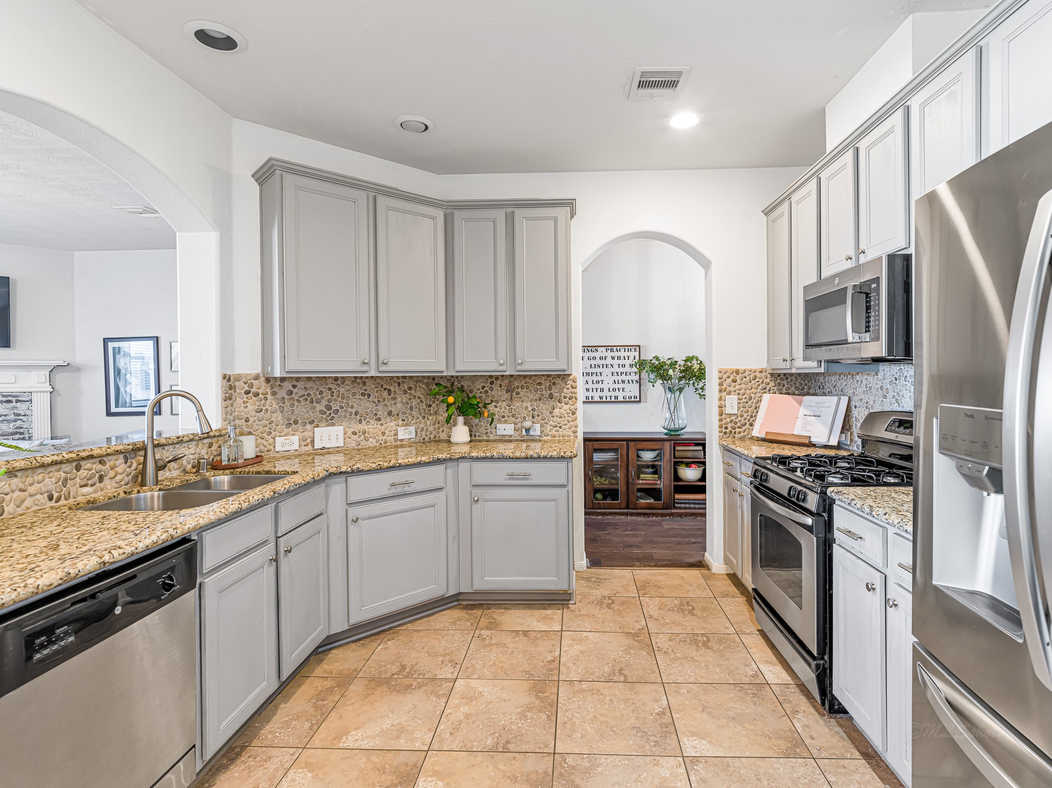 26302 Creston Cliff Court Property Photo 13