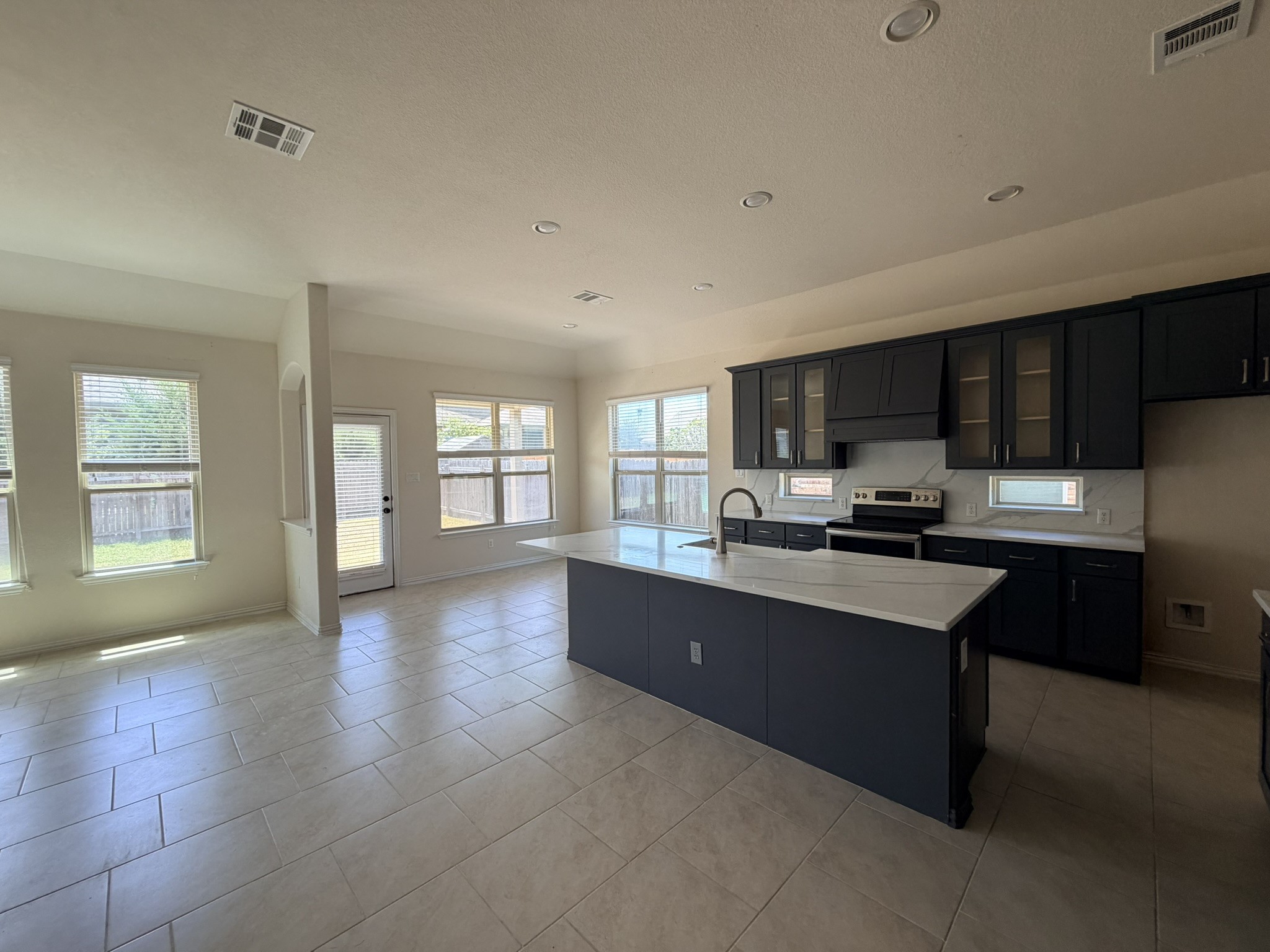 920 Arvada Drive Property Photo 14