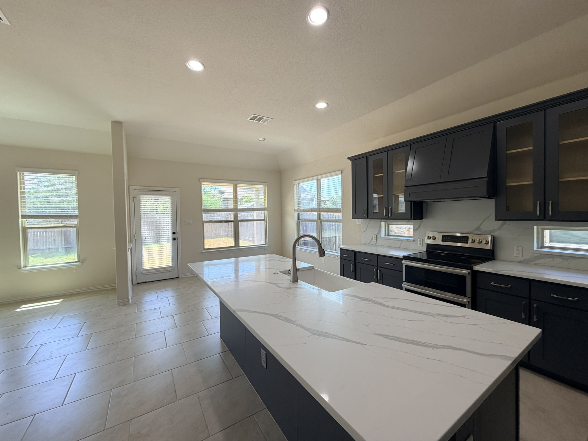920 Arvada Drive Property Photo 16