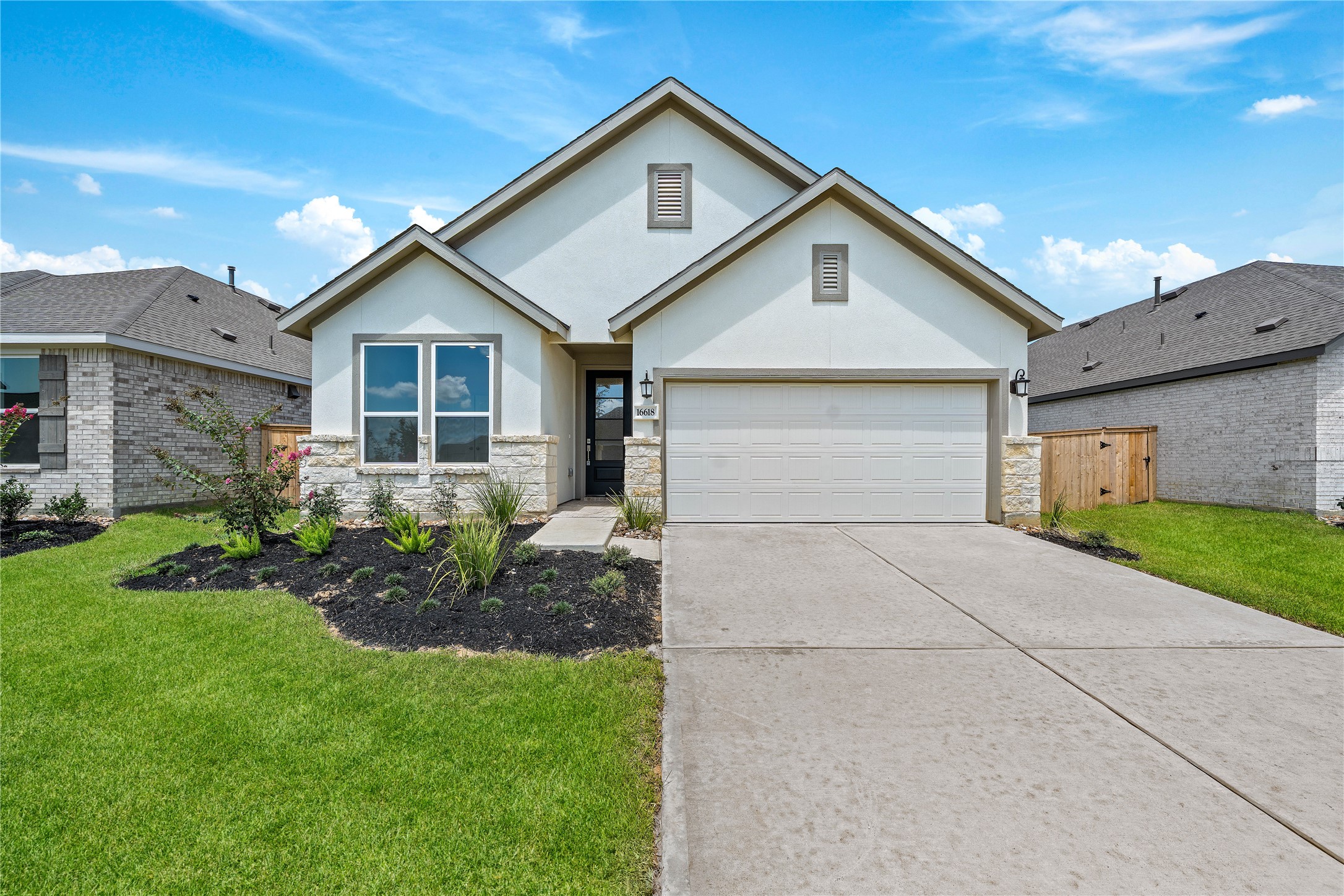 16618 Golden Harvest Drive Property Photo 1