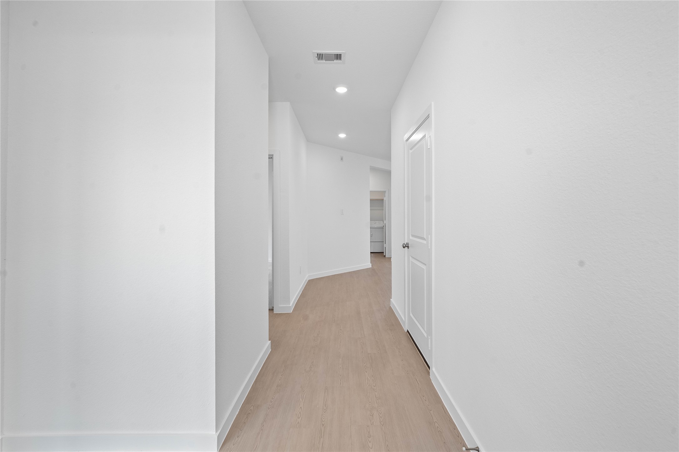 16618 Golden Harvest Drive Property Photo 4