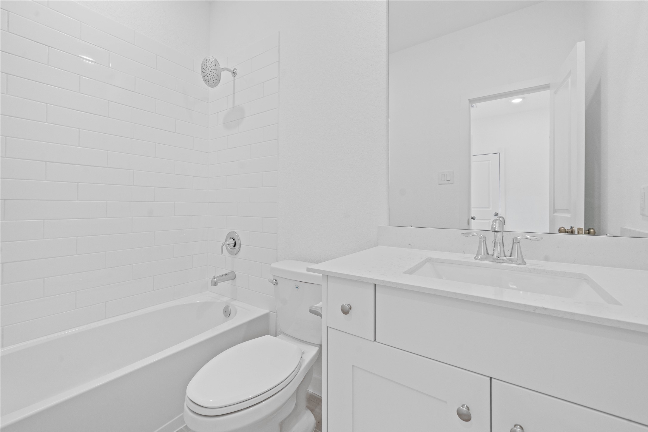 16618 Golden Harvest Drive Property Photo 8