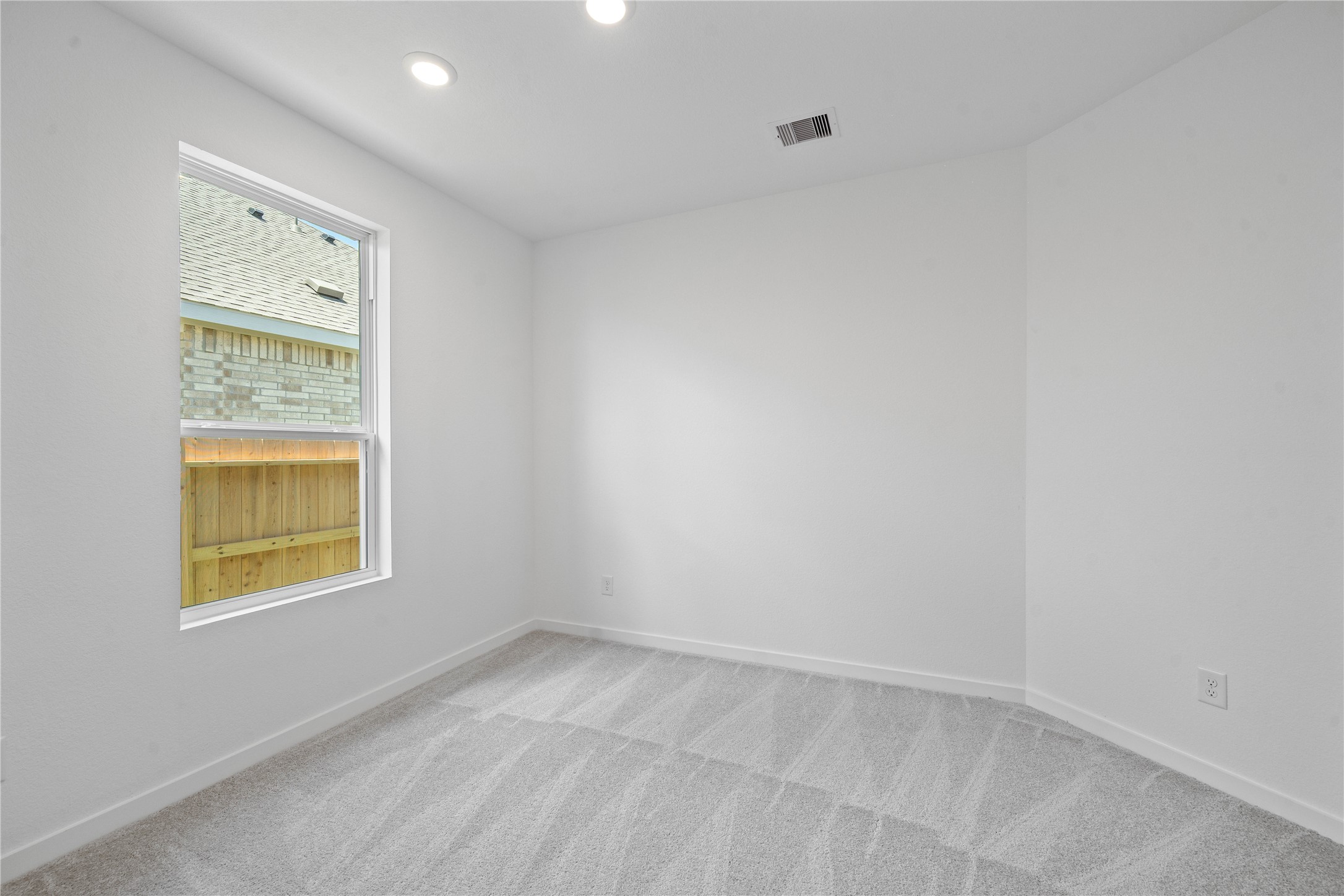 16618 Golden Harvest Drive Property Photo 9