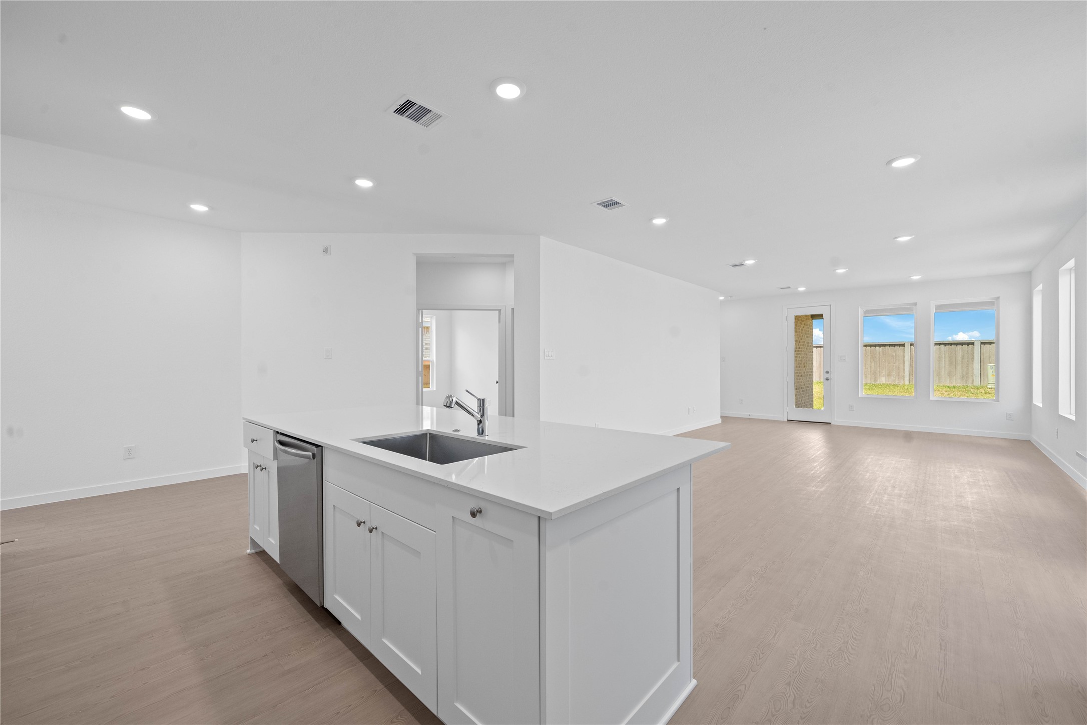 16618 Golden Harvest Drive Property Photo 14