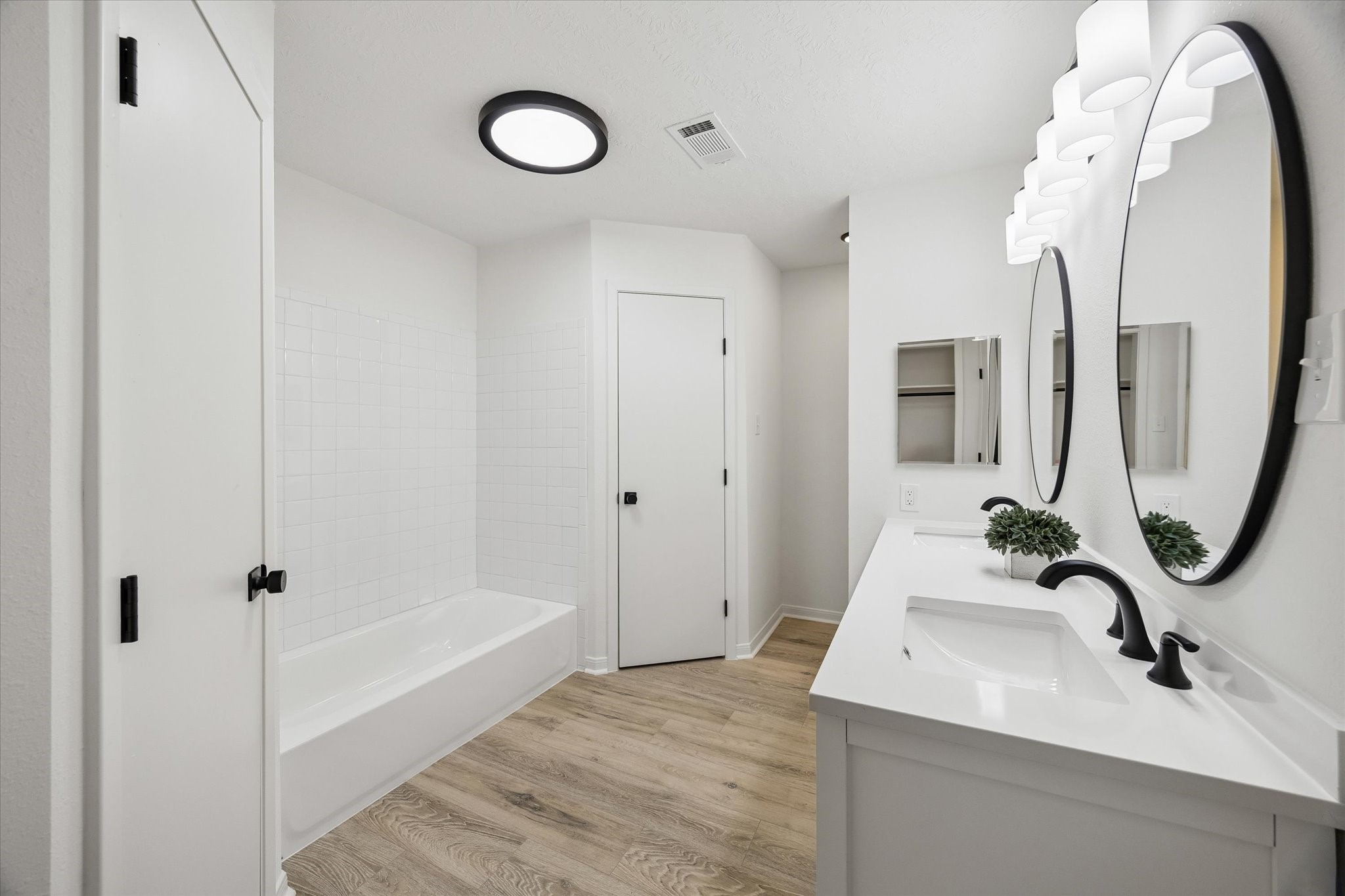 12527 Mistymont Drive Property Photo 11