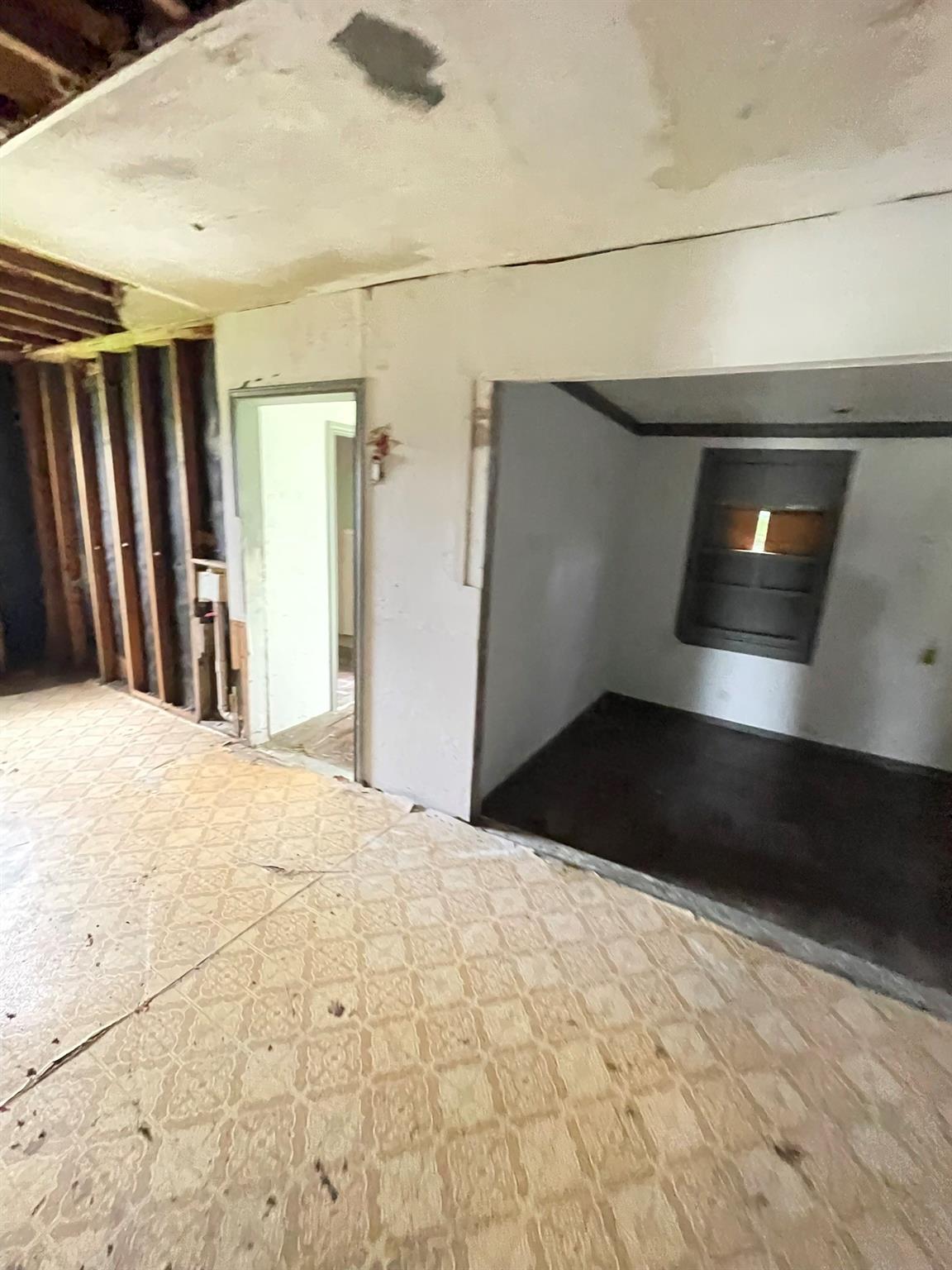 2202 Jones Road Property Photo 11