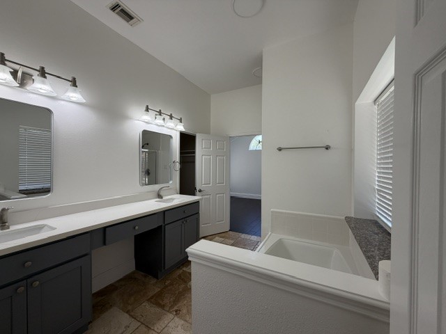 16715 Parliament Drive Property Photo 24