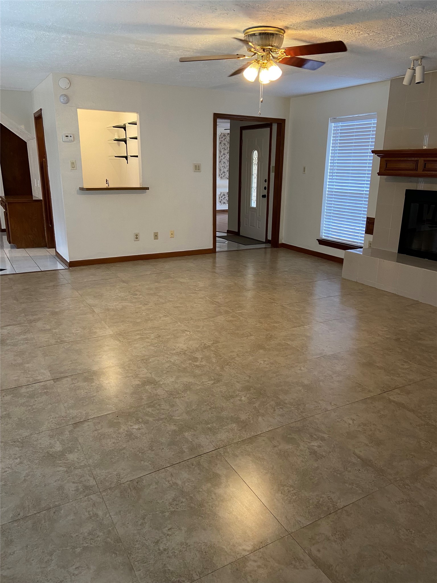 14802 Sagamore Hills Drive Property Photo 3