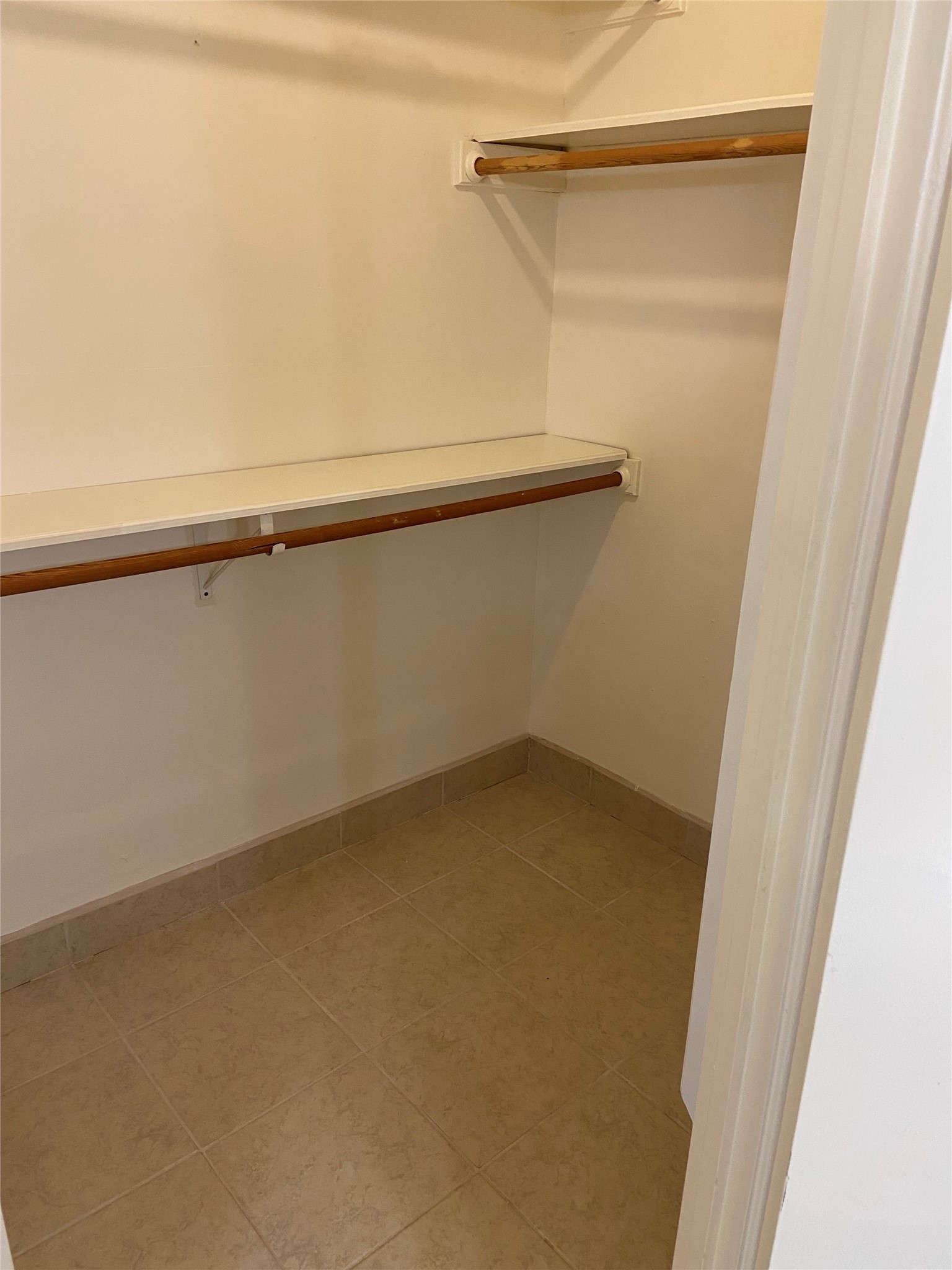 14802 Sagamore Hills Drive Property Photo 17