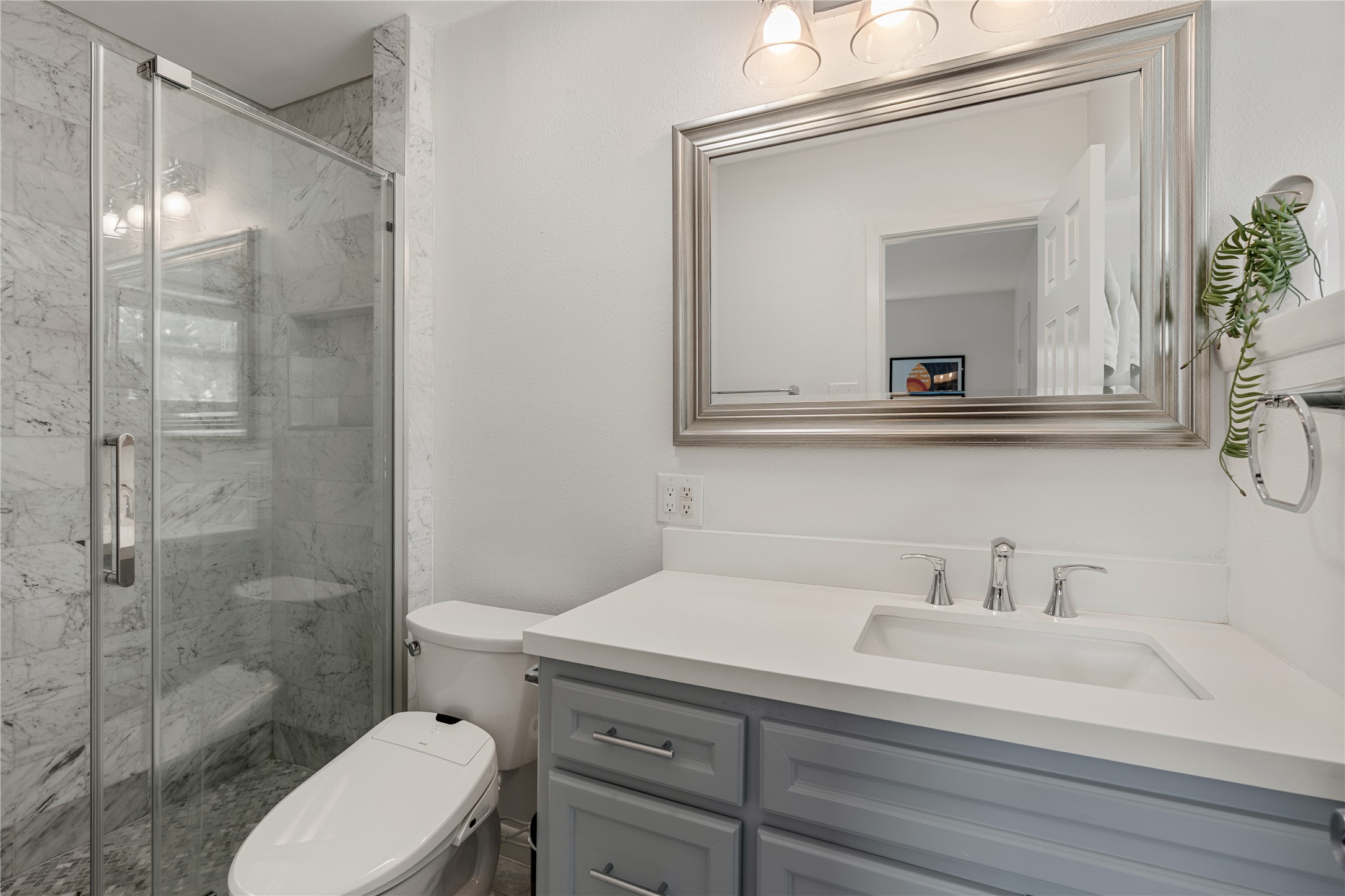 2302 Willowby Drive Property Photo 14