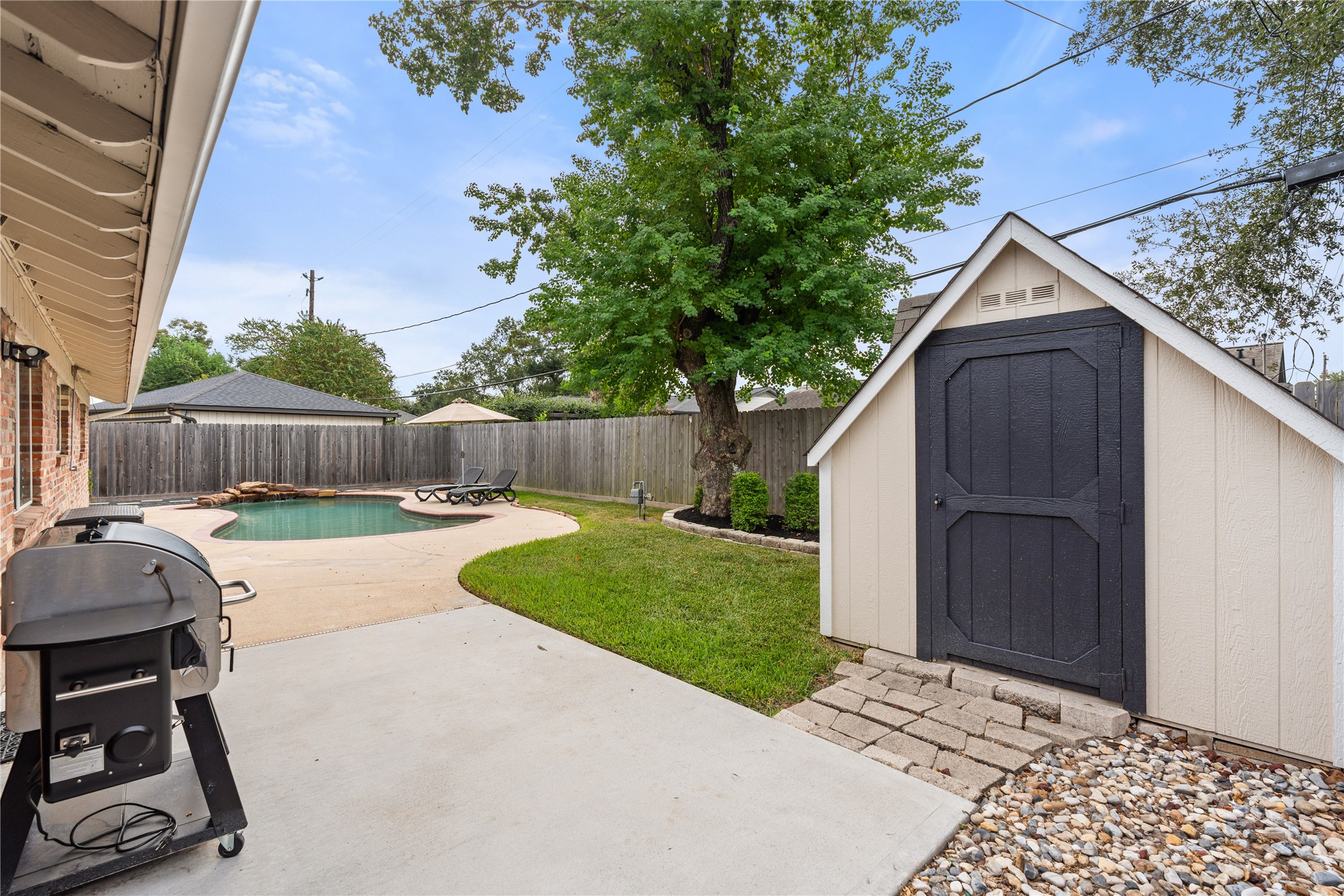 2302 Willowby Drive Property Photo 23