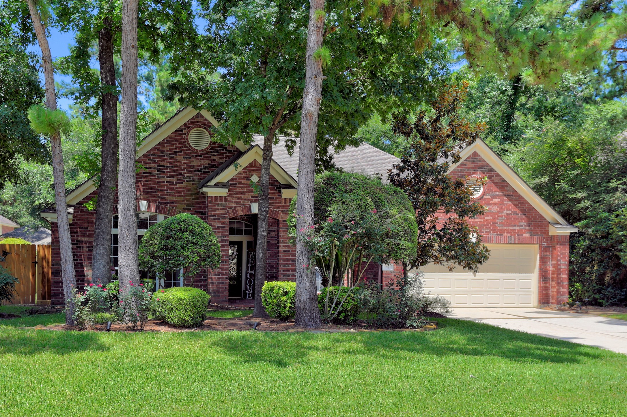 19 S Linton Ridge Circle Property Photo 1