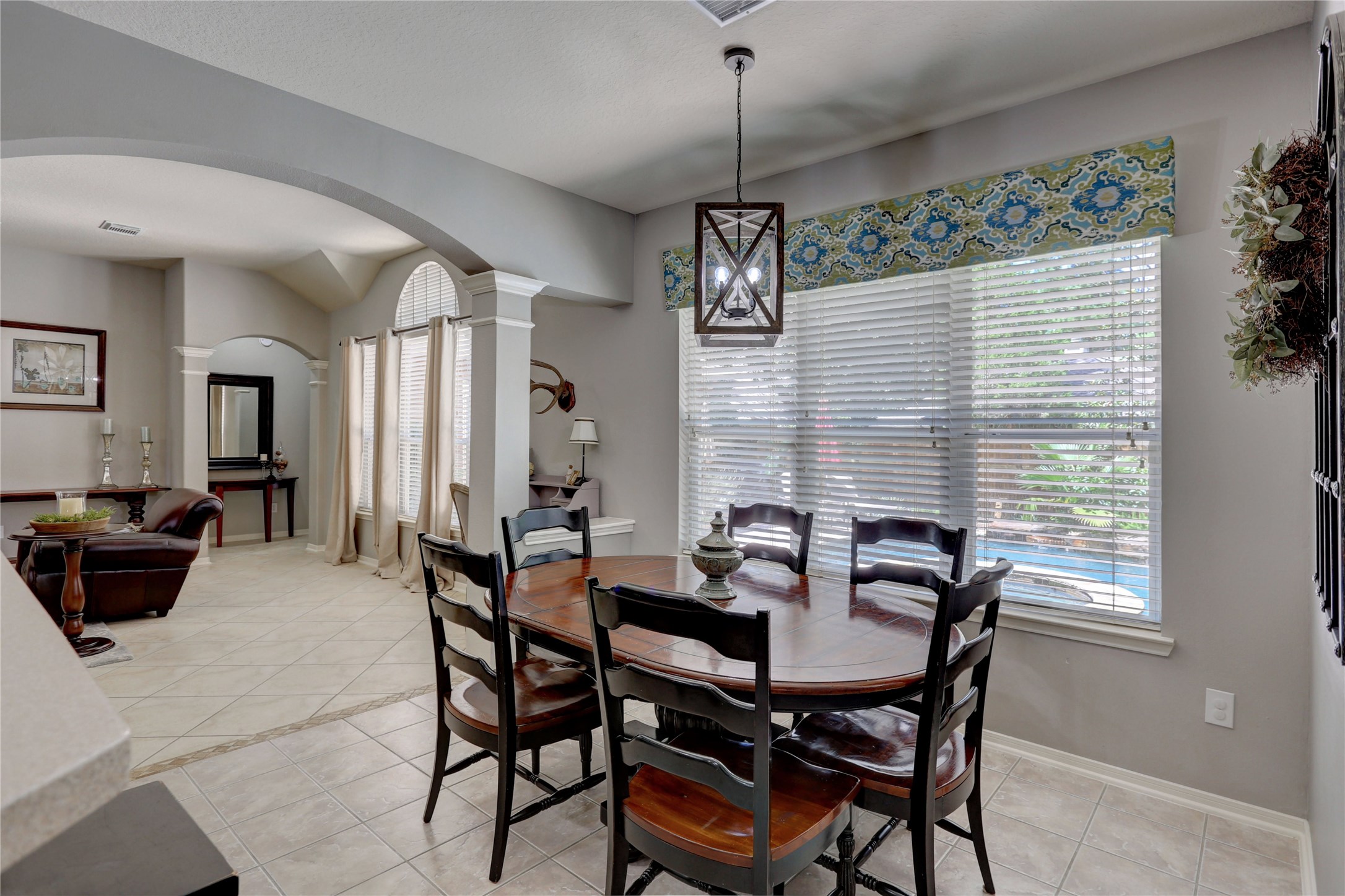 19 S Linton Ridge Circle Property Photo 7