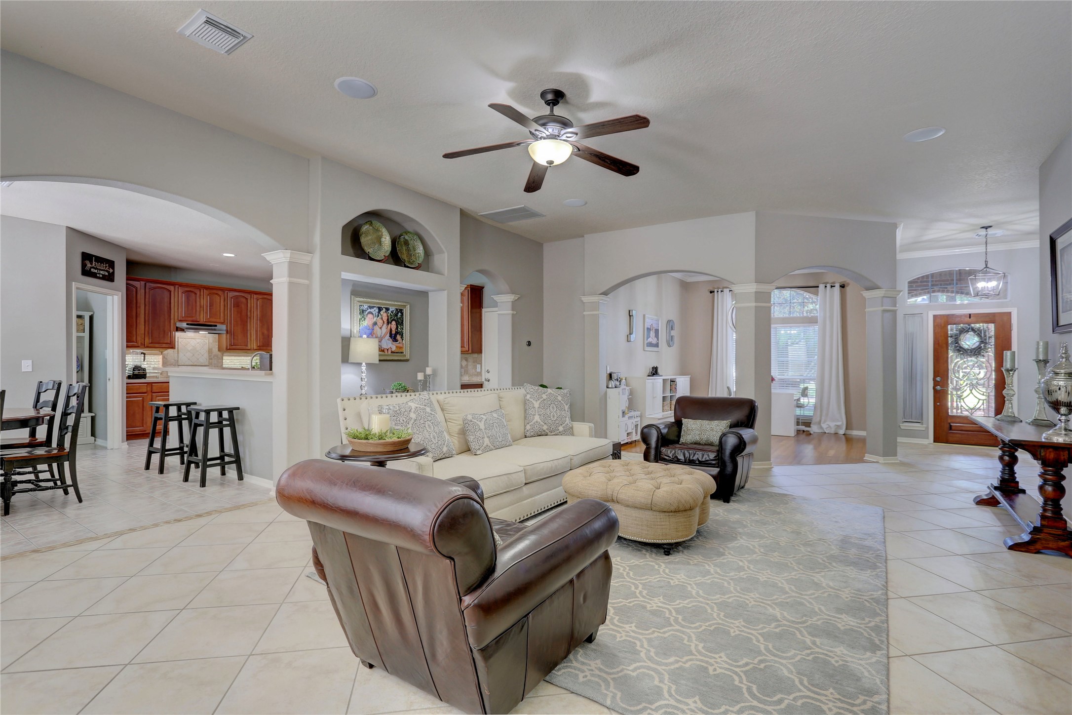 19 S Linton Ridge Circle Property Photo 9