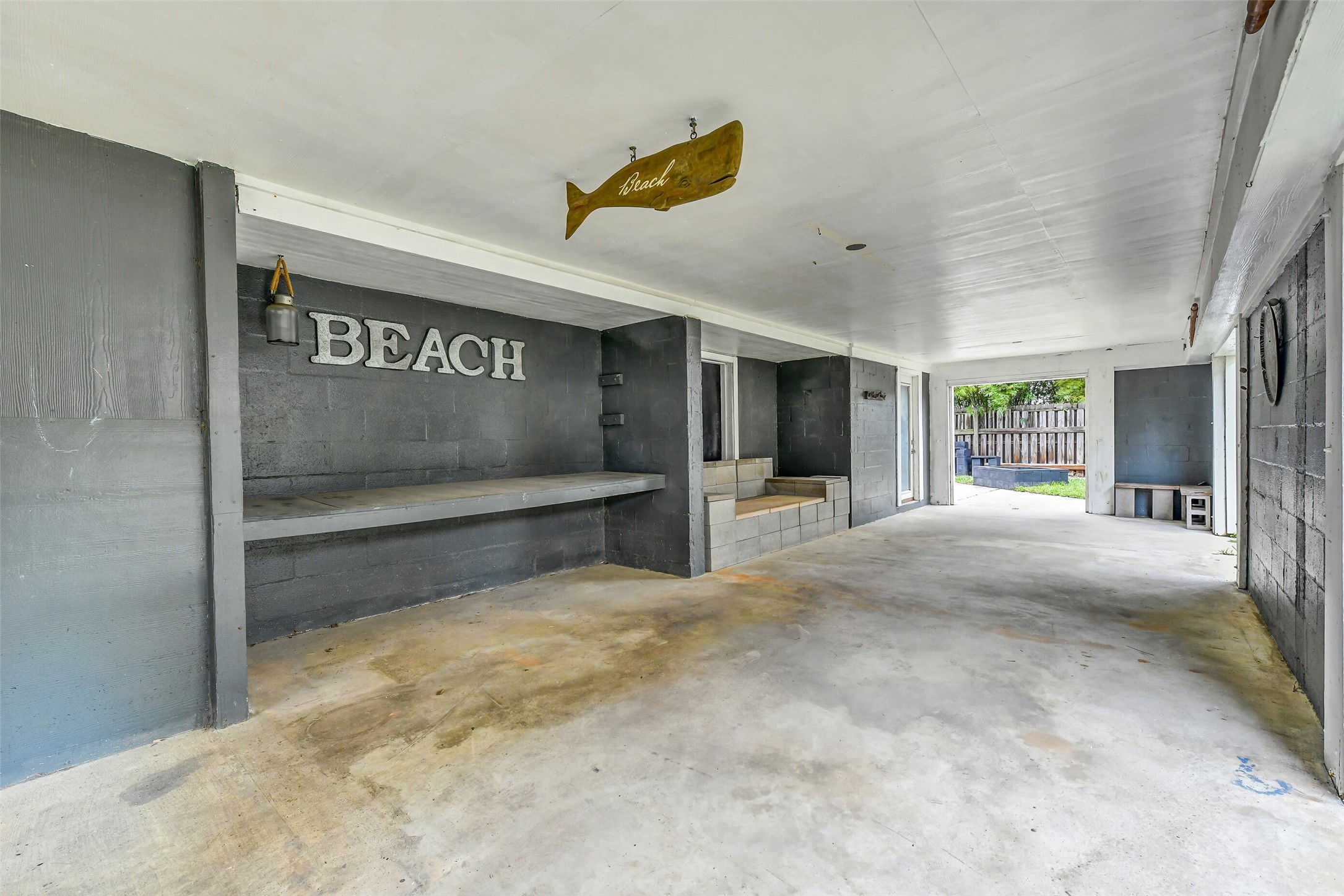 1110 64th Street Property Photo 5