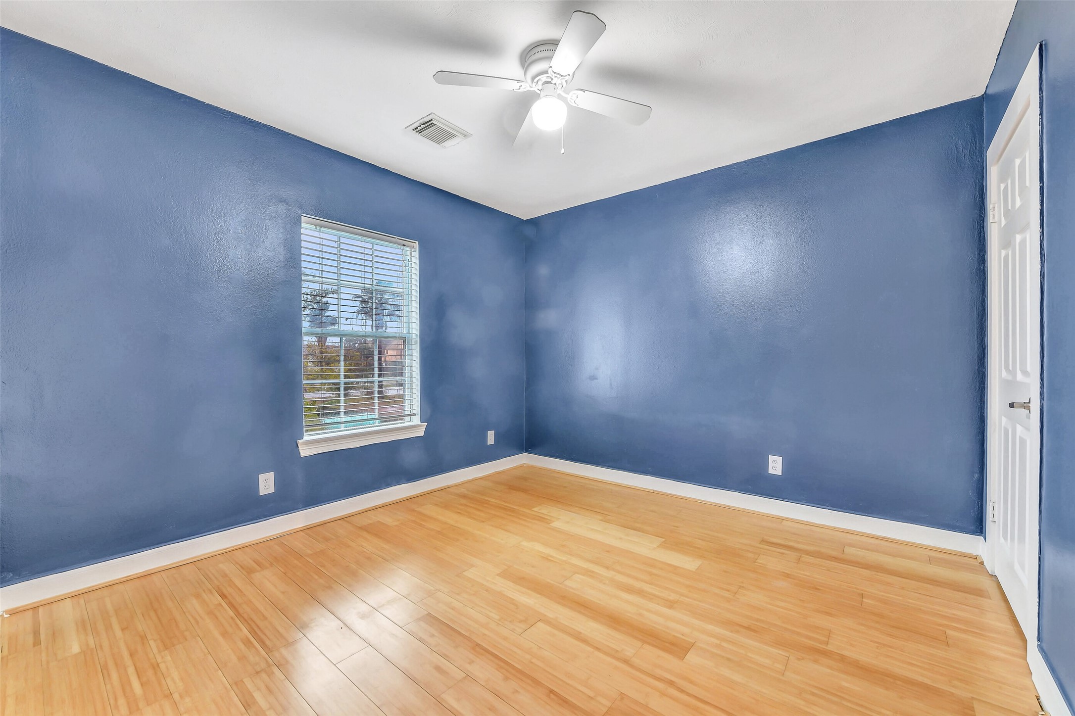 1110 64th Street Property Photo 32