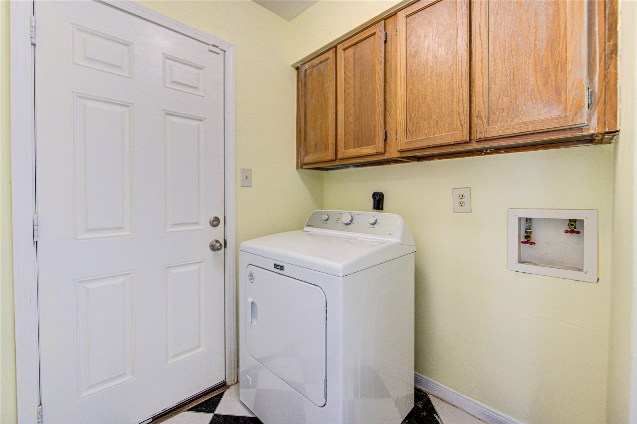 1063 Apache Falls Drive Property Photo 21