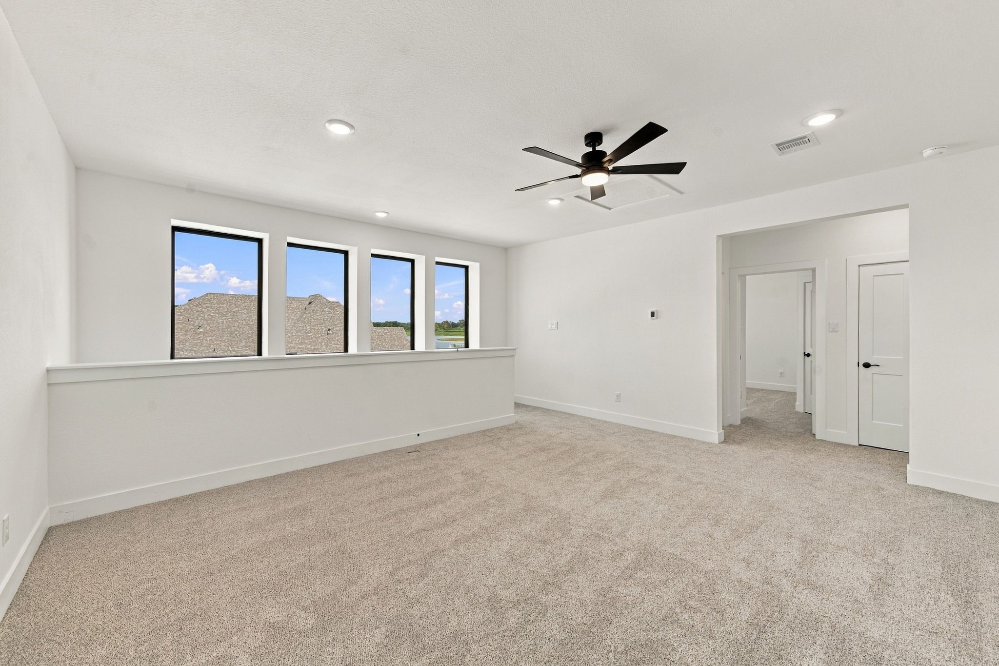 12055 Lake View Boulevard Property Photo 27